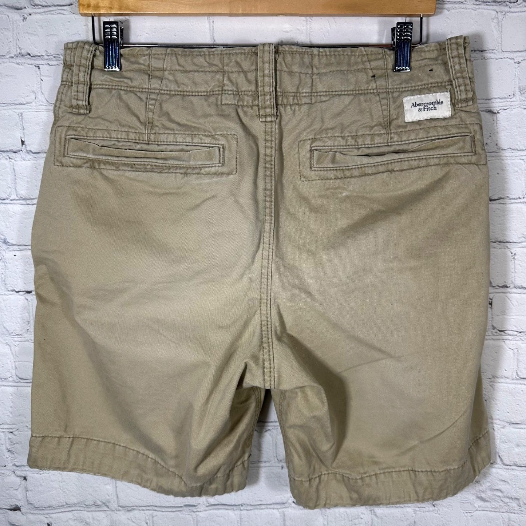 Abercrombie & Fitch Abercrombie & Fitch Mens Khaki Chino Shorts Tan 31 Cotton Twill Casual Beige Logo Pocket Slim 8in Inseam Size US 31 - 7 Thumbnail
