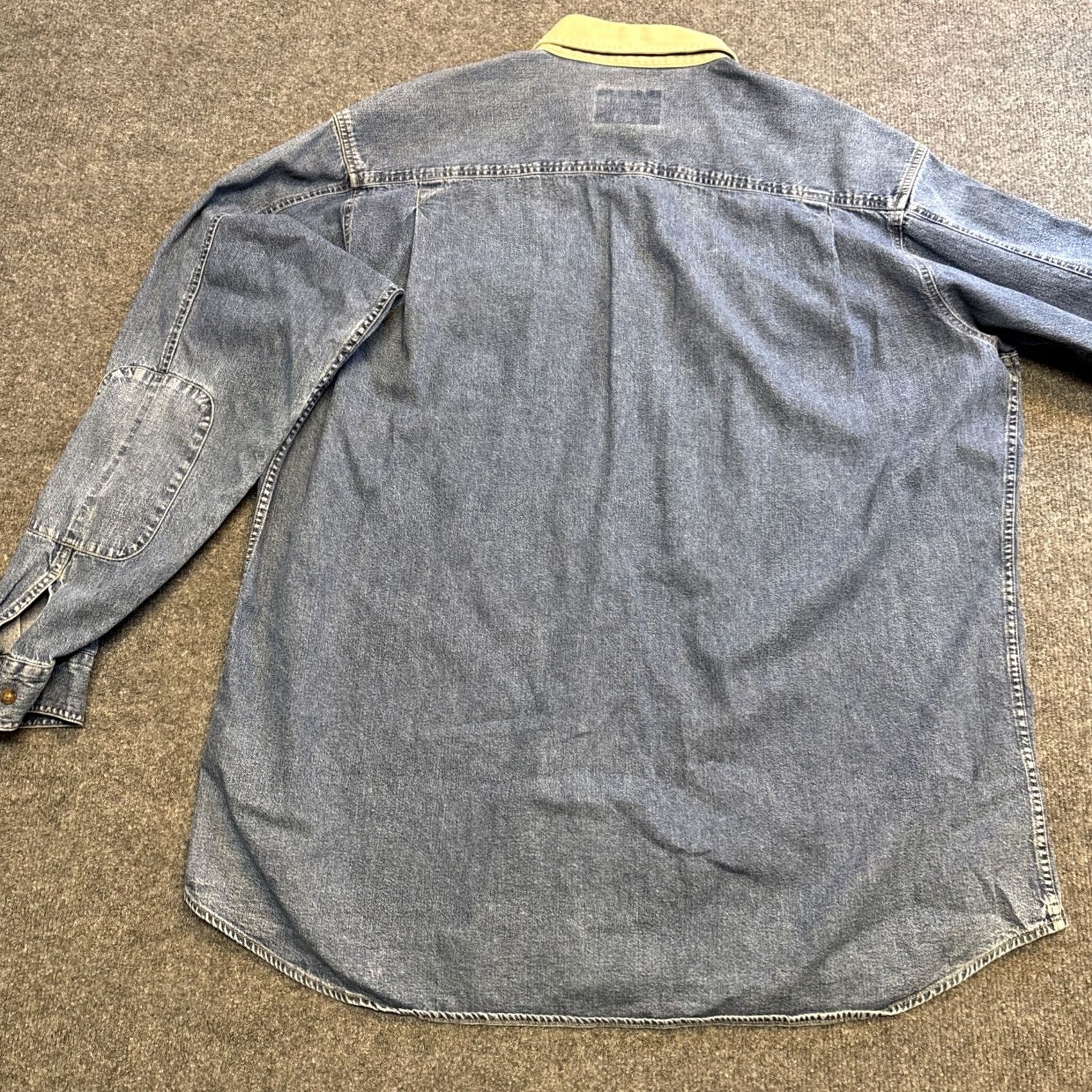 Vintage VINTAGE Woolrich Denim Long Sleeve Shirt Collared Button-Up 2XLT Big & Tall Men Blue Size US XXL / EU 58 / 5 - 6 Thumbnail