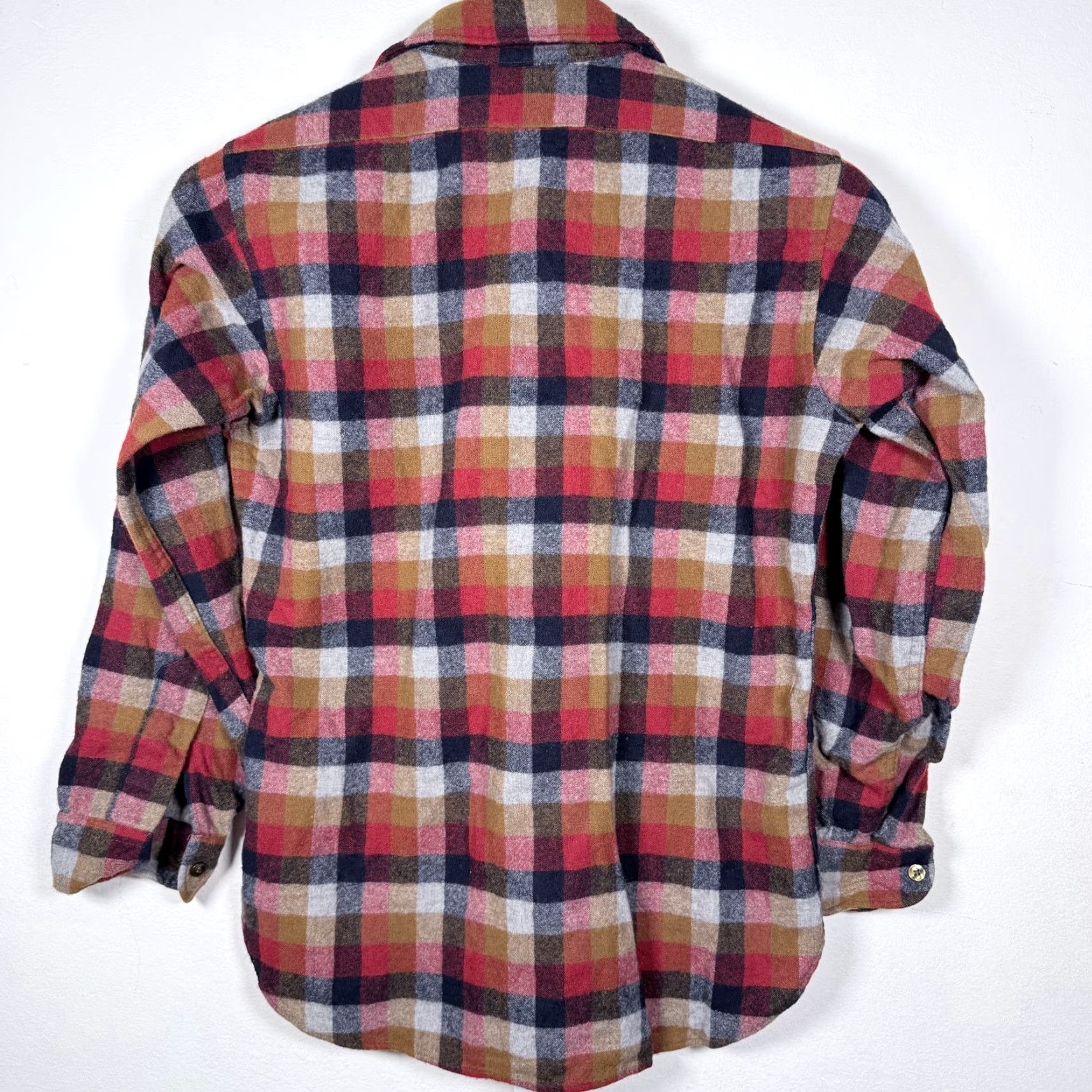 Pendleton VINTAGE Pendleton Shirt Mens Button-Up Long Sleeve Orange Plaid USA Made Size Medium Size US M / EU 48-50 / 2 - 4 Thumbnail
