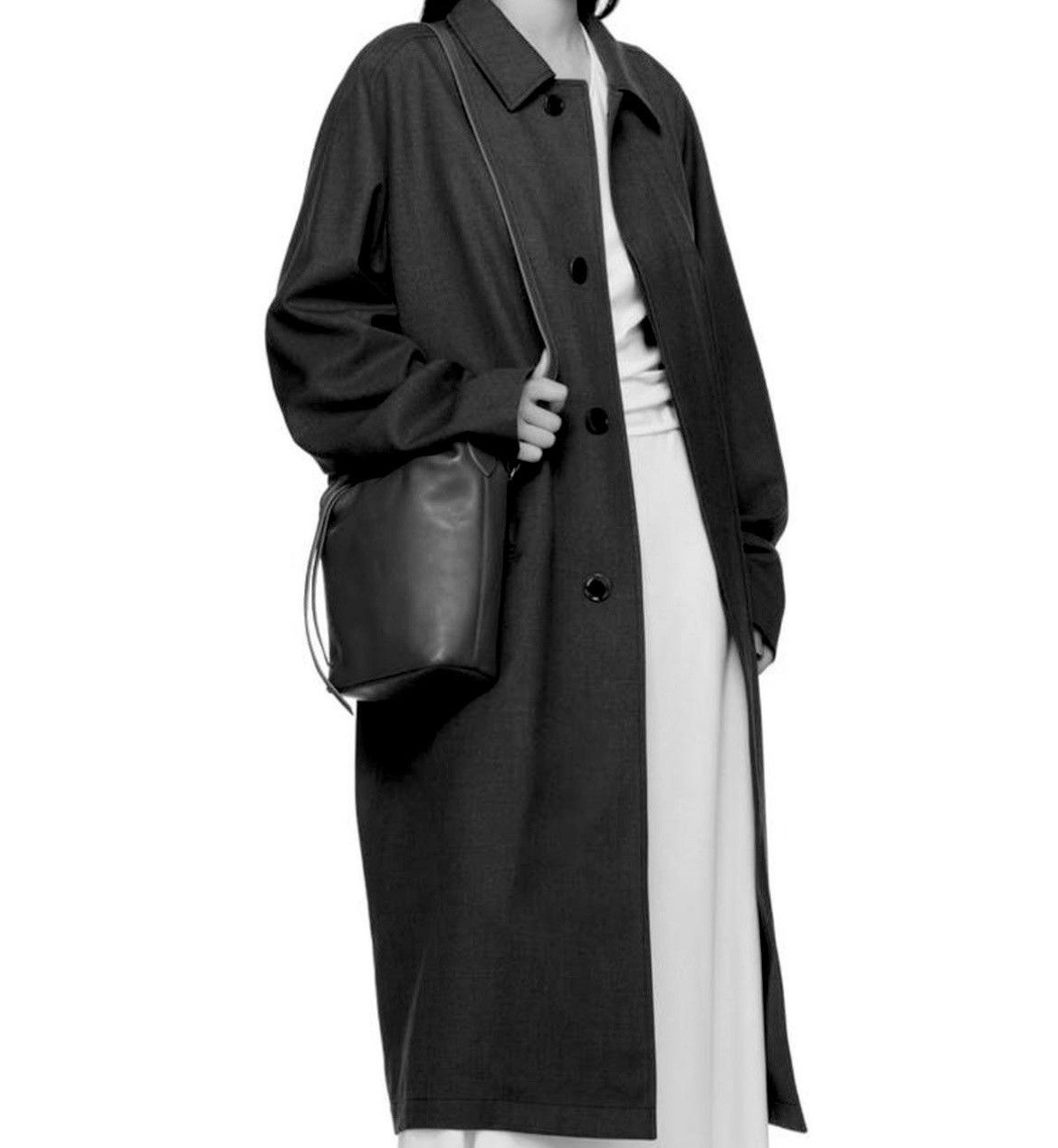 Lemaire Men’s Black Wool Raglan Light Coat Trench Coat 48