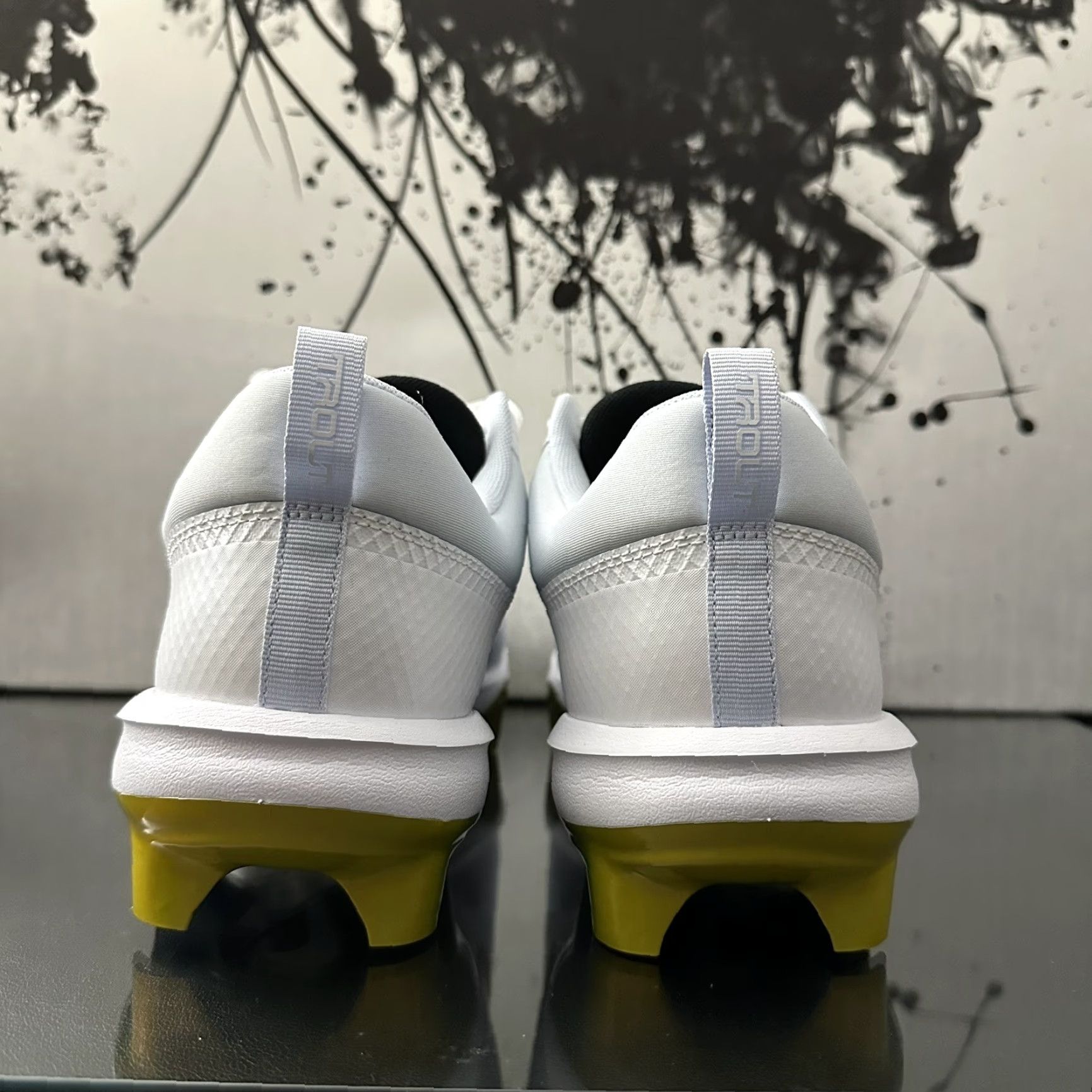 Nike Nike Force Trout 9 Pro MCS Baseball Cleats Mens 11.5 White Nike Force Trout Pro MCS Baseball Cleats Mens 11.5 White Rainbow FB2908-106 Size US 12 / EU 45 - 4 Thumbnail