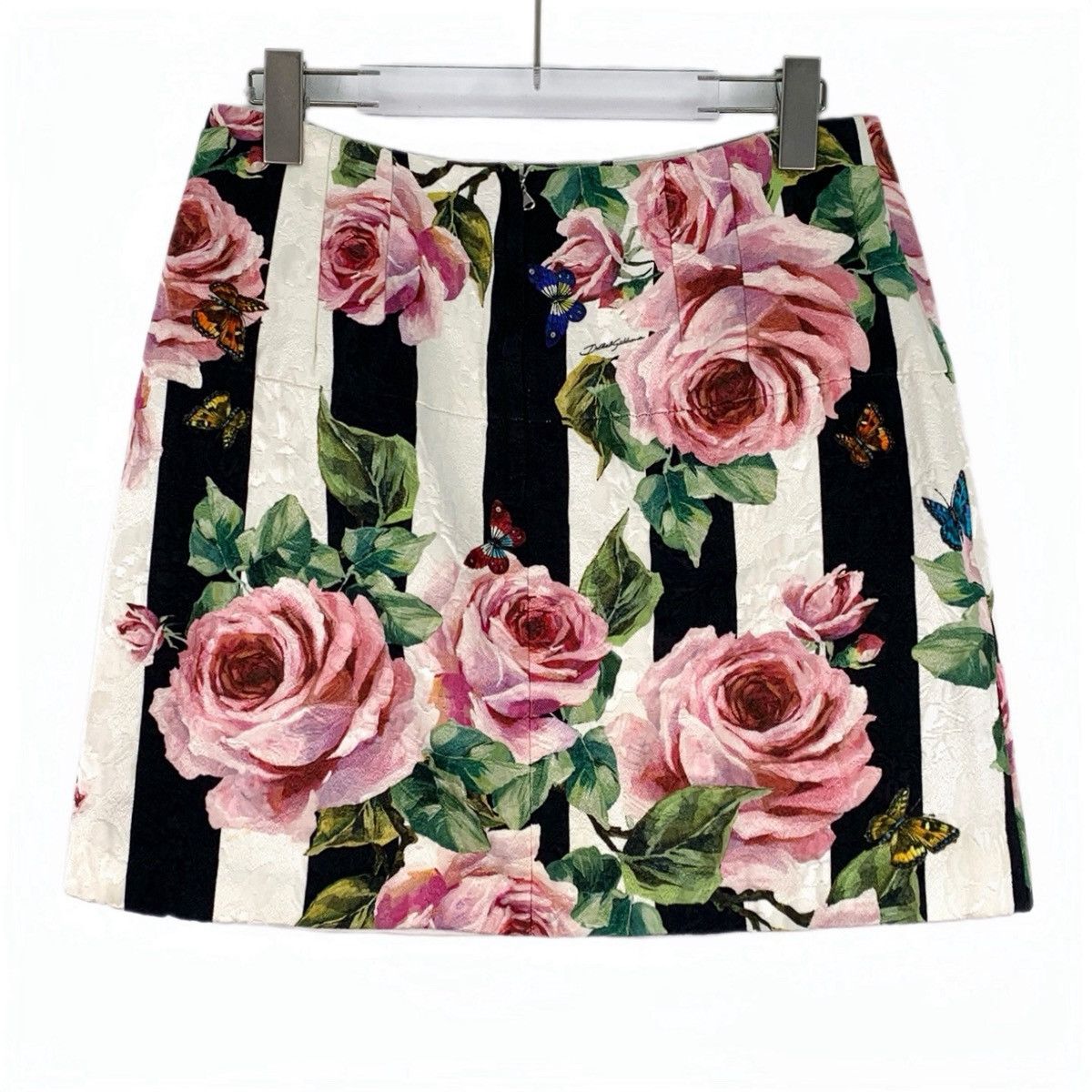 Dolce & Gabbana Dolce & Gabbana Rose Printed Casual Mini Skirt K26WX Size 30" / US 8 / IT 44 - 2 Thumbnail