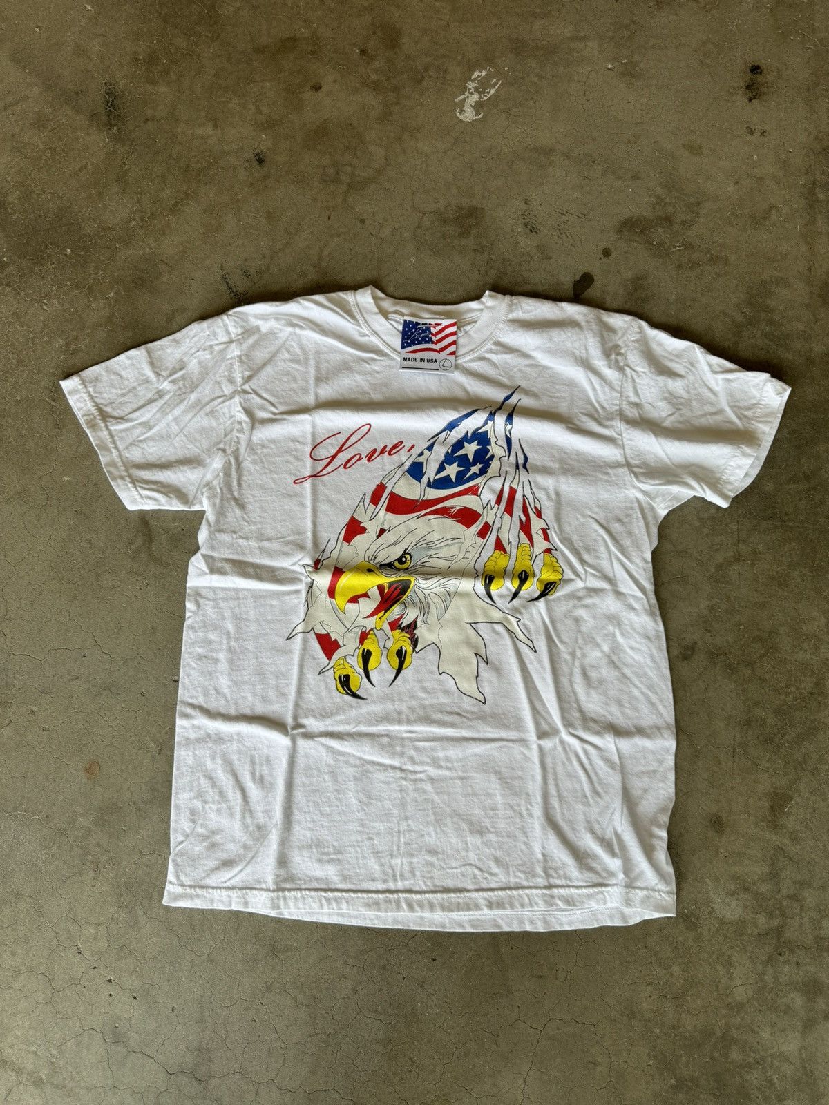 Vintage LoveAmerica Eagle Claw Tshirt Size US L / EU 52-54 / 3 - 1 Thumbnail