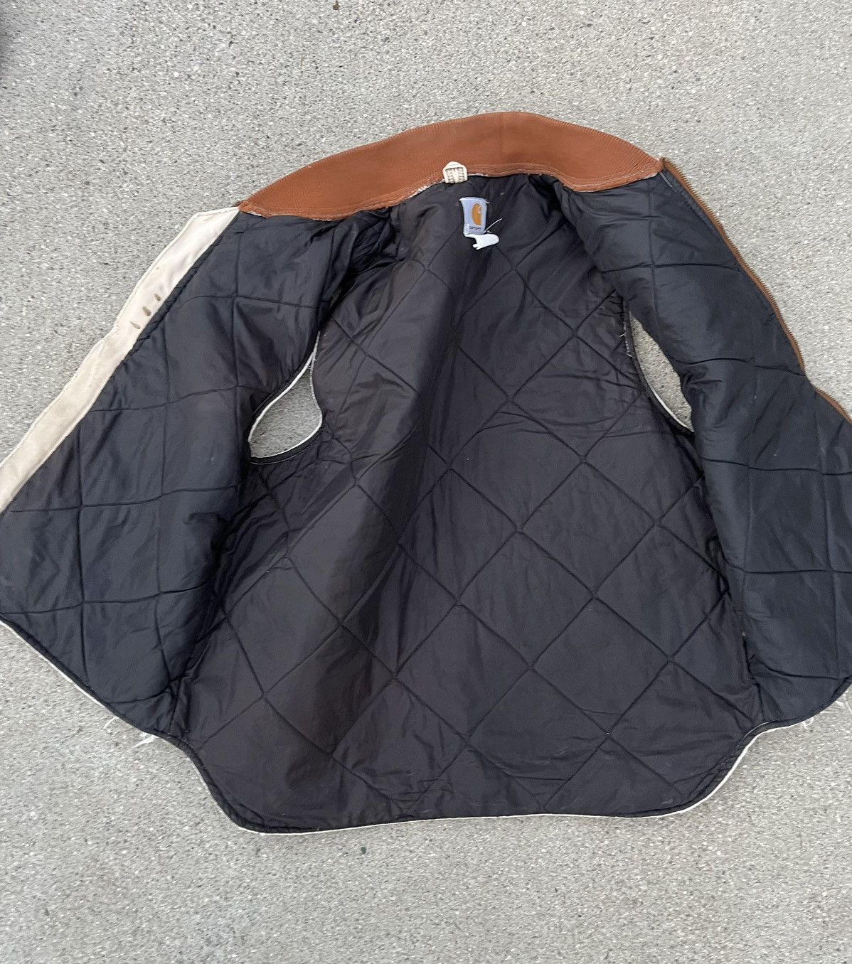 Carhartt × Vintage Vintage Carhartt Vest Thrashed Distressed Sun Fade Destroyed Size US L / EU 52-54 / 3 - 3 Thumbnail