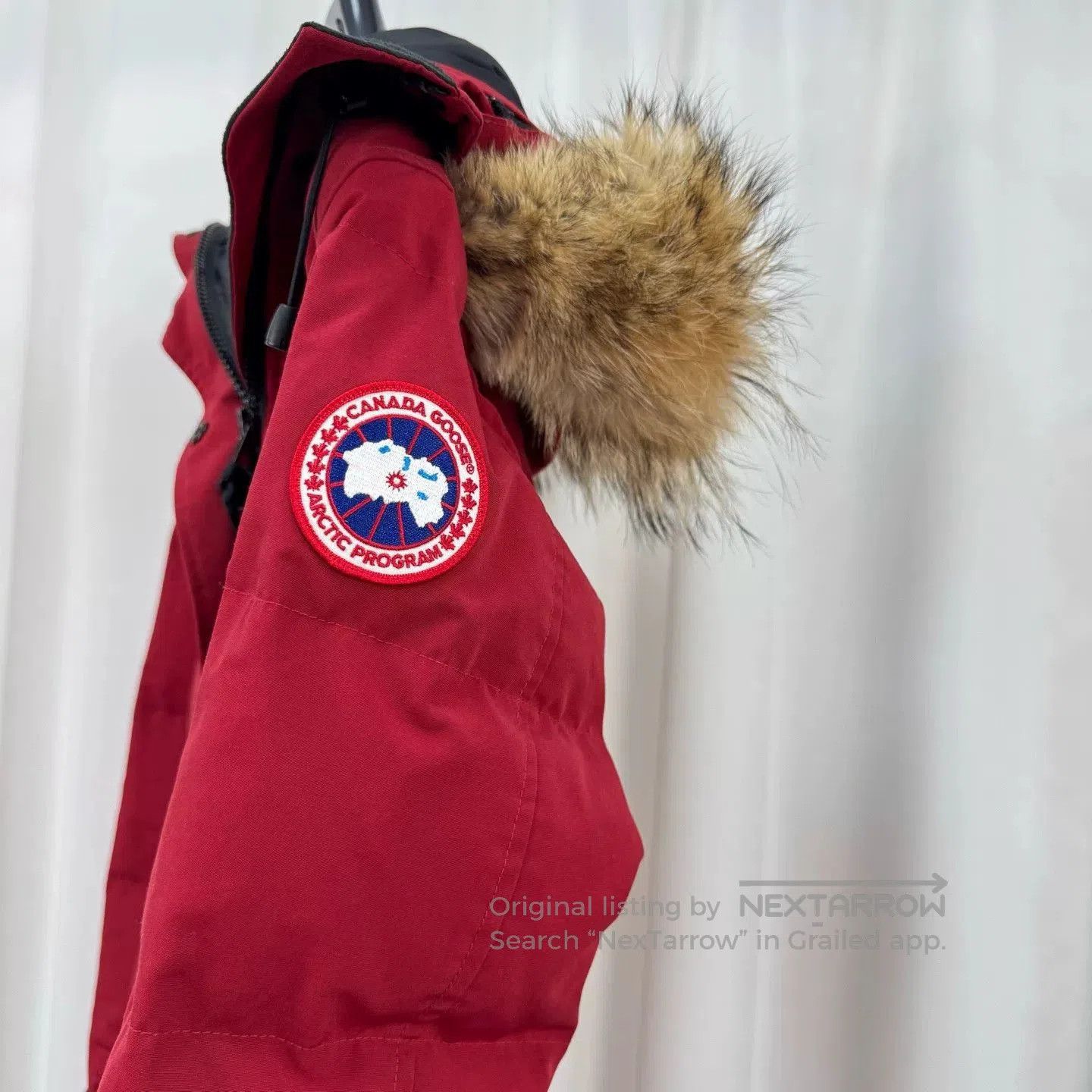 Canada Goose Canada Goose Red Mid-Length Hooded Down Jacket. Size XS / US 0-2 / IT 36-38 - 5 Thumbnail
