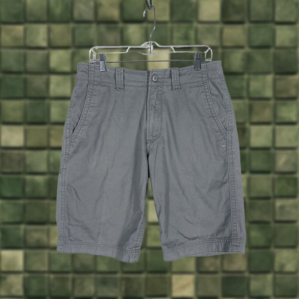 Old Navy Old Navy Mens Casual Chino Shorts Size 30 Gray Flat Front Mid Rise Twill Cotton With Pockets Inseam 12in Casual Mens Shorts Size US 30 / EU 46 - 1 Thumbnail