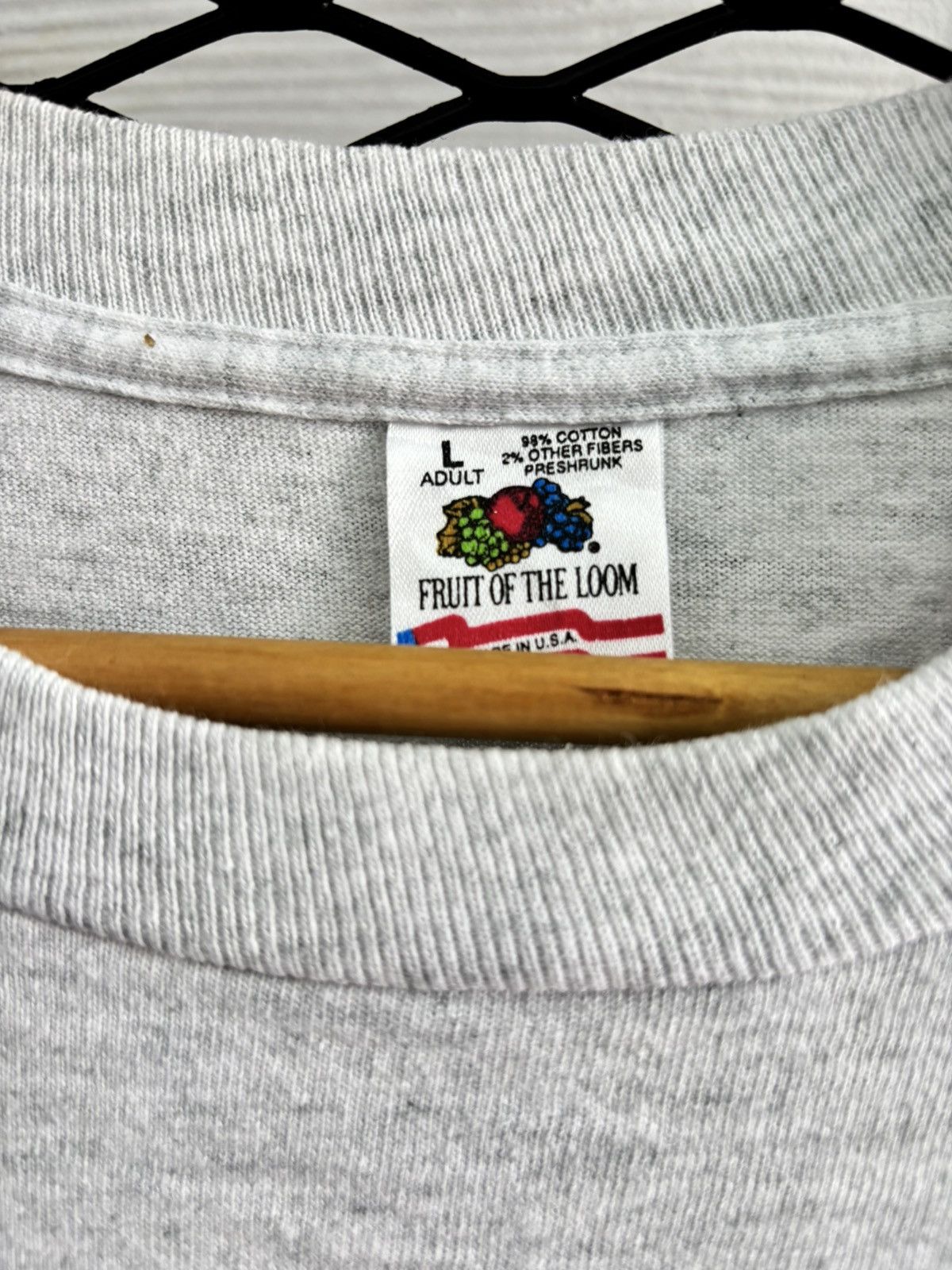 Fruit Of The Loom 1992 Diamond Rio tour shirt Size US L / EU 52-54 / 3 - 7 Thumbnail