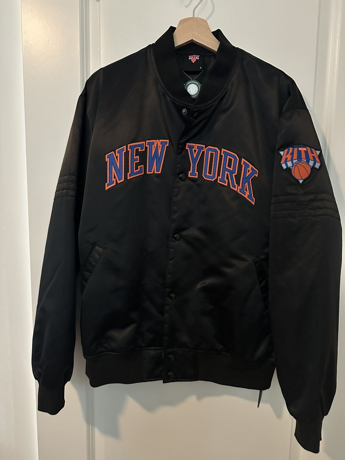 Kith Kith New York Knicks Satin Bomber Jacket - Super Rare Size US L / EU 52-54 / 3 - 1 Thumbnail