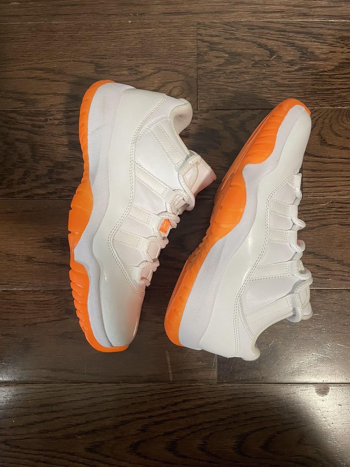 jordan 11 low citrus size 7