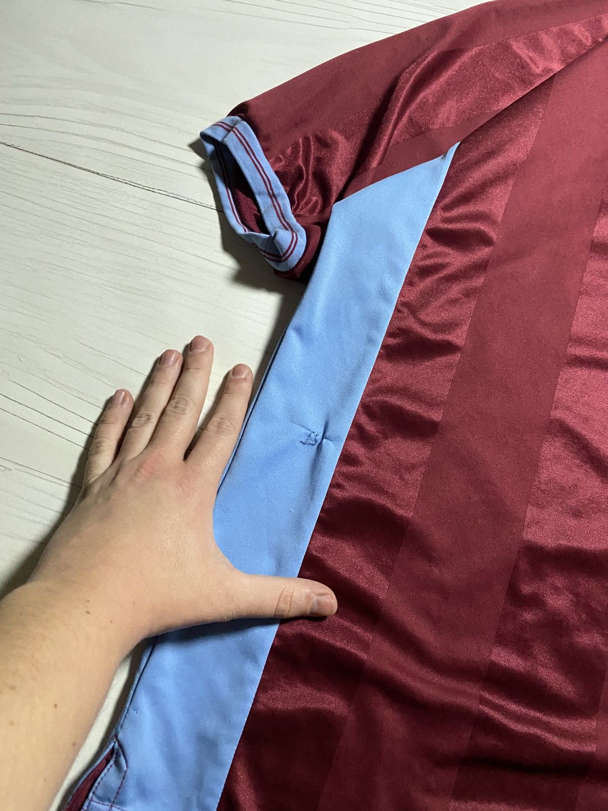 Vintage Vintage Remake Aston Villa 1983-1985 home soccer jersey Size US L / EU 52-54 / 3 - 13 Thumbnail