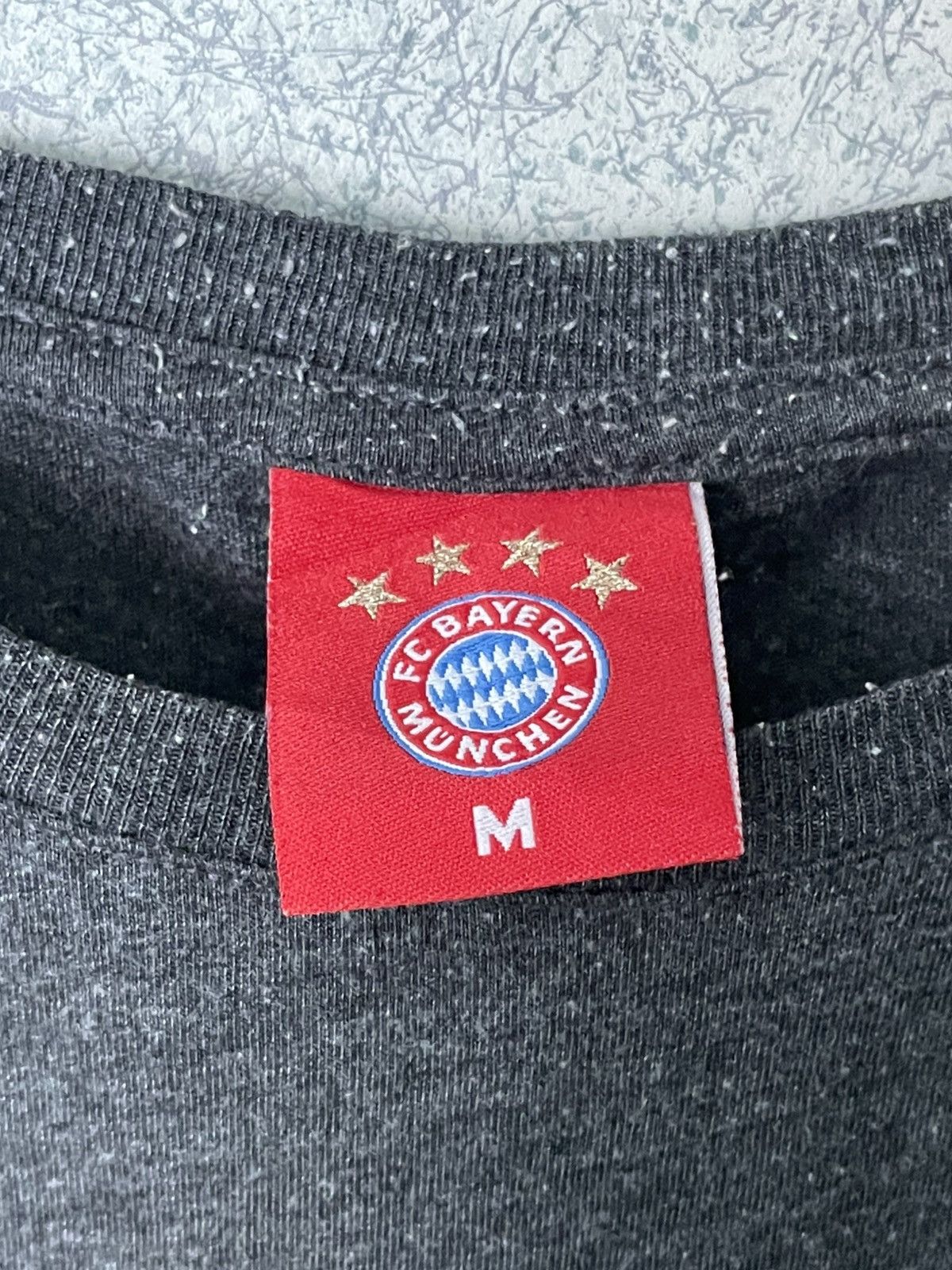 Designer BAYERN RETRO LOGO CASUAL T-SHIRT GREY Size US M / EU 48-50 / 2 - 6 Thumbnail