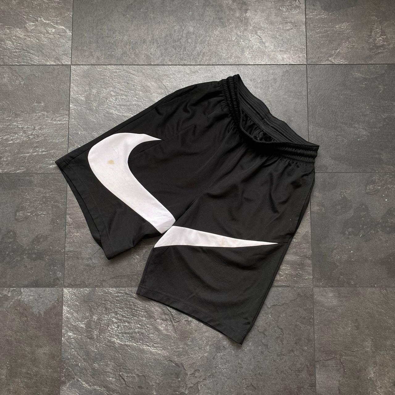 Nike × Vintage Vintage Nike big swoosh shorts Size US 30 / EU 46 - 1 Thumbnail