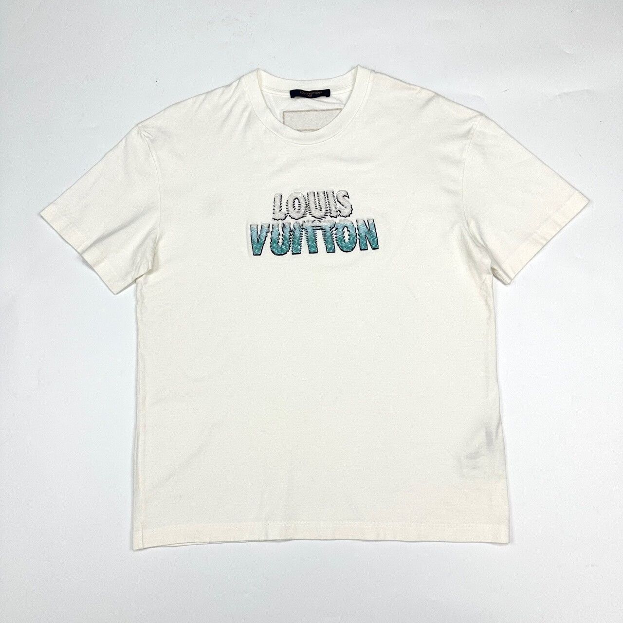 Louis Vuitton Louis Vuitton Beaded Letter Embroidery Tee Size L / US 10 / IT 46 - 1 Thumbnail