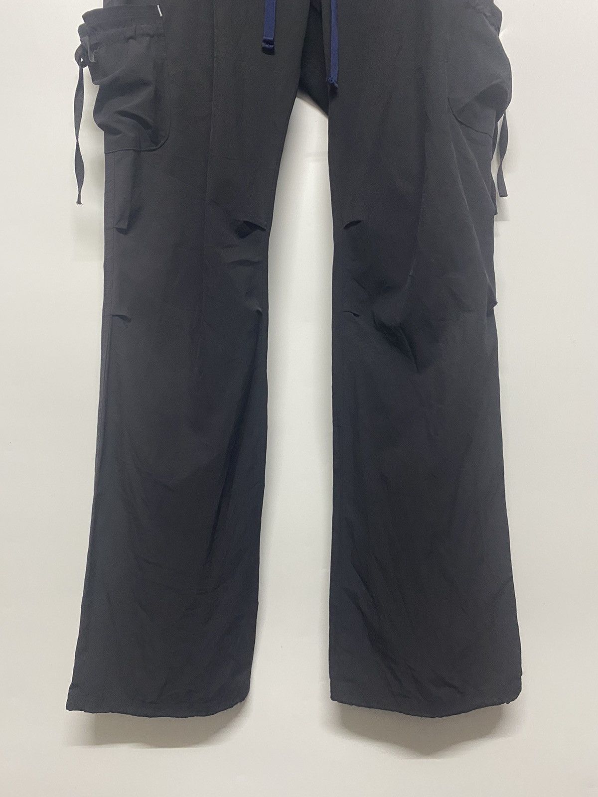 Designer × Fila FILA Multi Pocket Cargo Flare Leg Pants Size 28" / US 6 / IT 42 - 8 Thumbnail