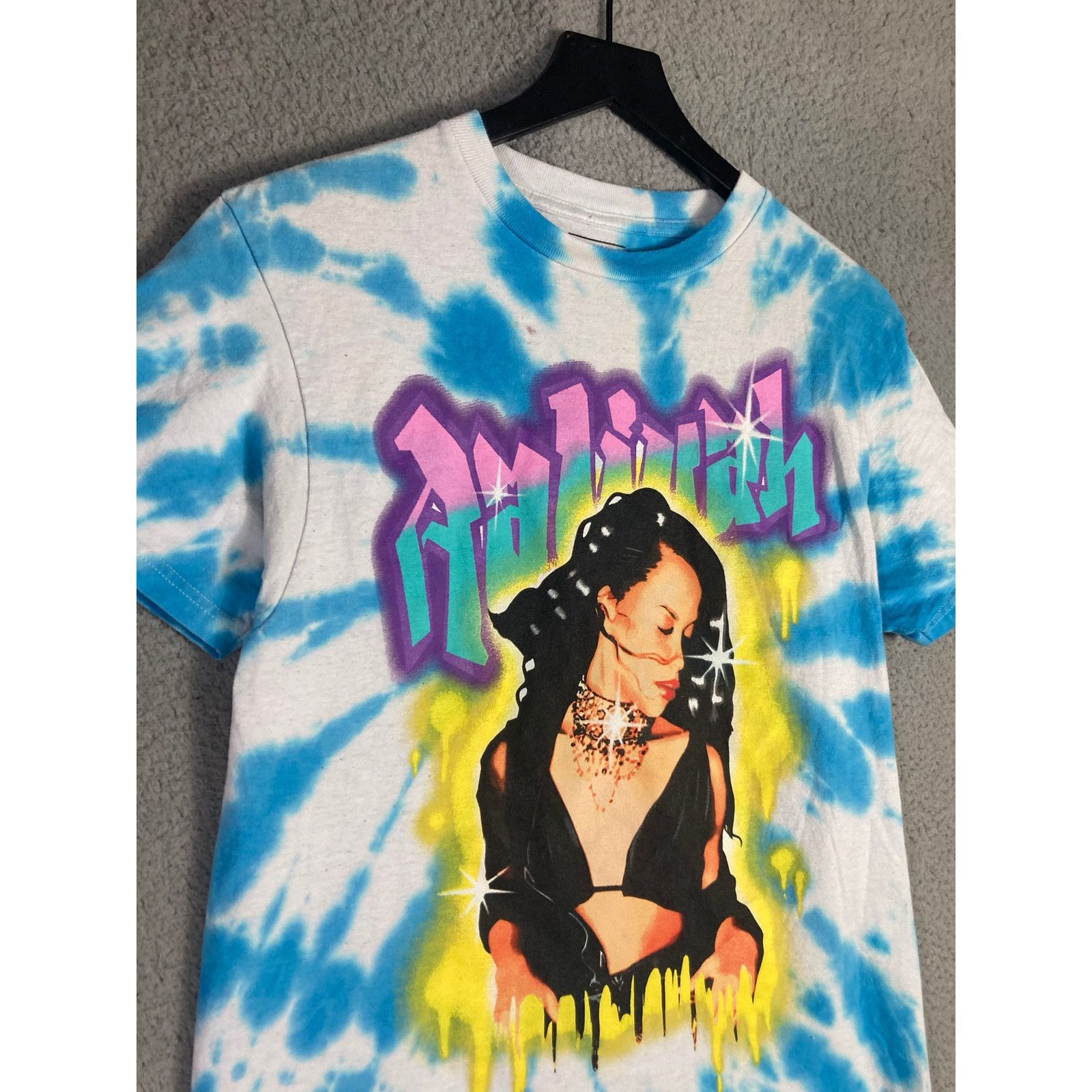 Other Aaliyah Women's Tie Dye Graphic Tee Blue Medium Music Size M / US 6-8 / IT 42-44 - 5 Thumbnail