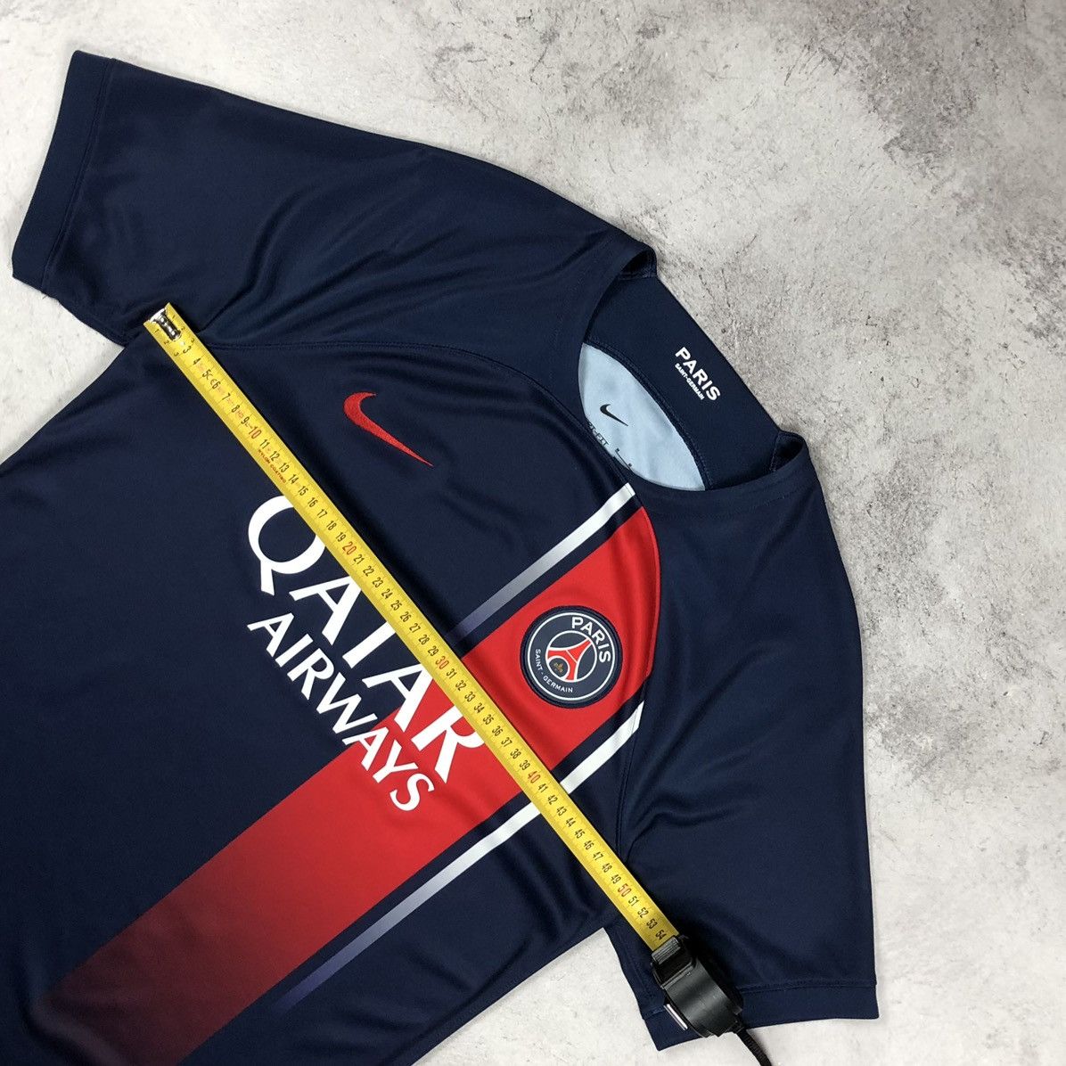 Nike Paris Saint-Germain PSG 2023-2024 Nike Home Soccer Jersey Size US M / EU 48-50 / 2 - 21 Thumbnail