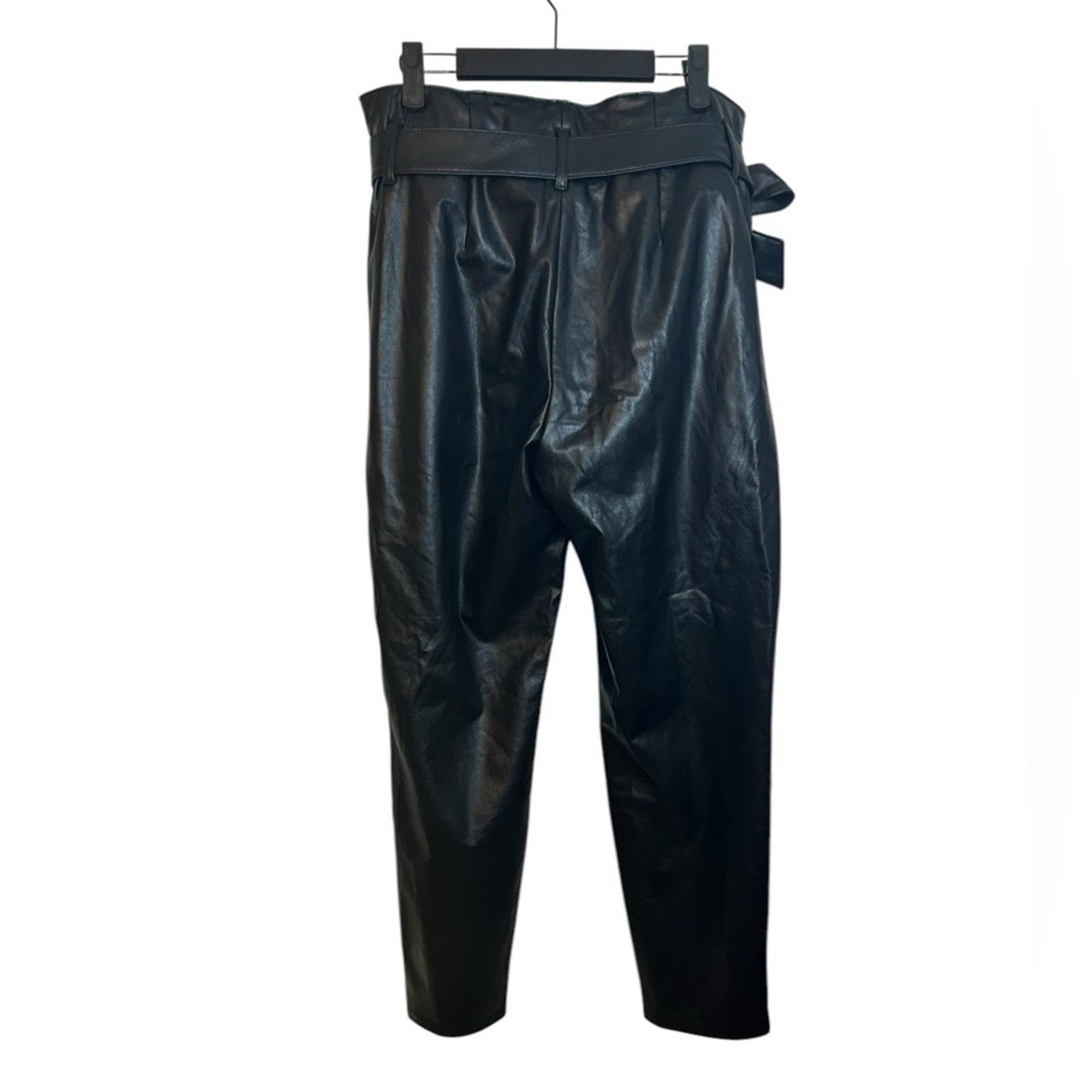 White House Black Market WHBM Faux Leather Tapered Leg Belted Pants Size 28" / US 6 / IT 42 - 2 Thumbnail