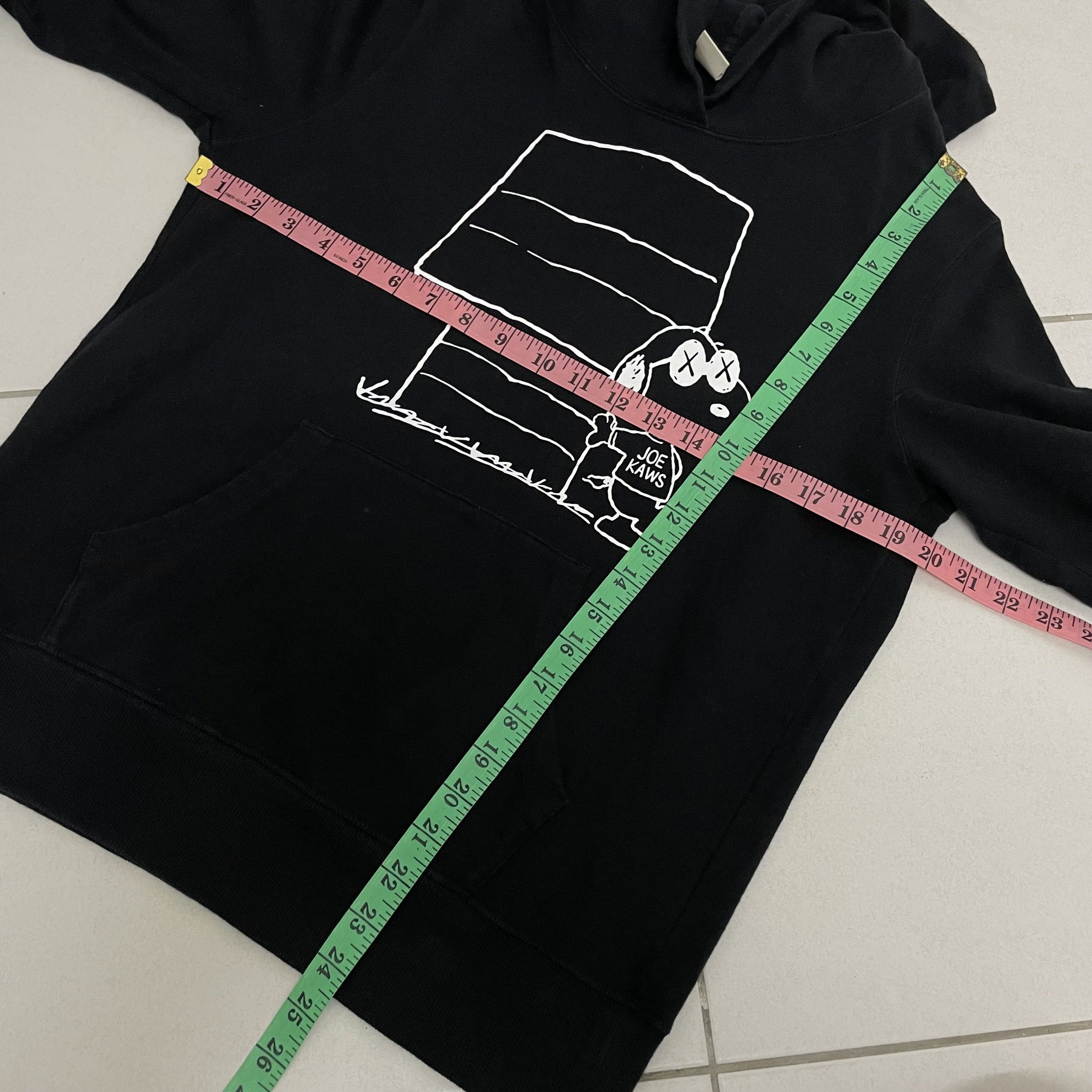 Kaws × Peanuts × Uniqlo UNIQLO X SNOOPY PEANUTS X KAWS HOODIE SWEATER Size US M / EU 48-50 / 2 - 3 Thumbnail