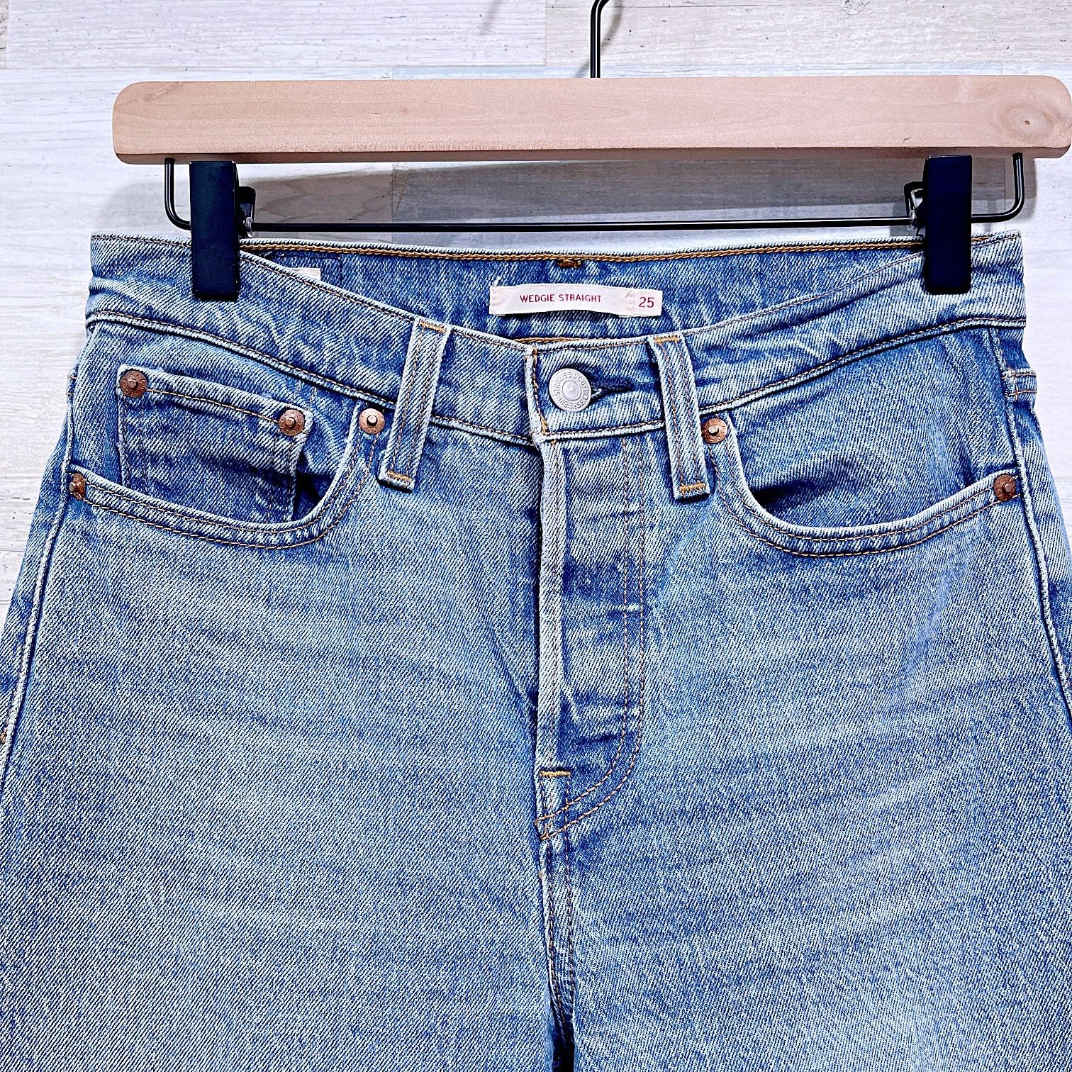 Levi's Levis Premium Wedgie Straight Fit Jeans Womemns 25 Size 25" / US 0 / IT 36 - 2 Thumbnail
