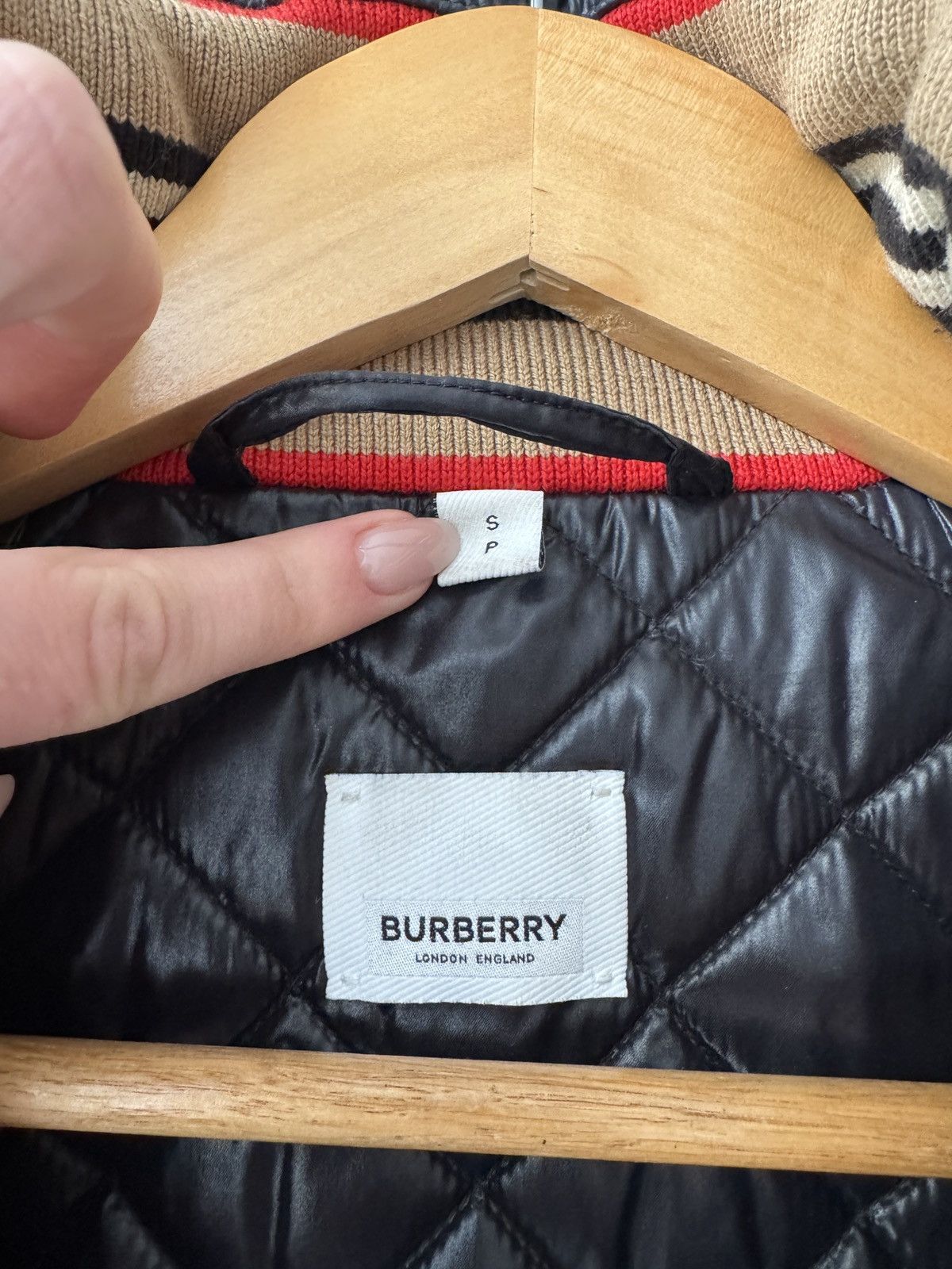 Burberry Burberry Detachable Sleeve Logo Puffer Down Jacket Size S / US 4 / IT 40 - 8 Thumbnail