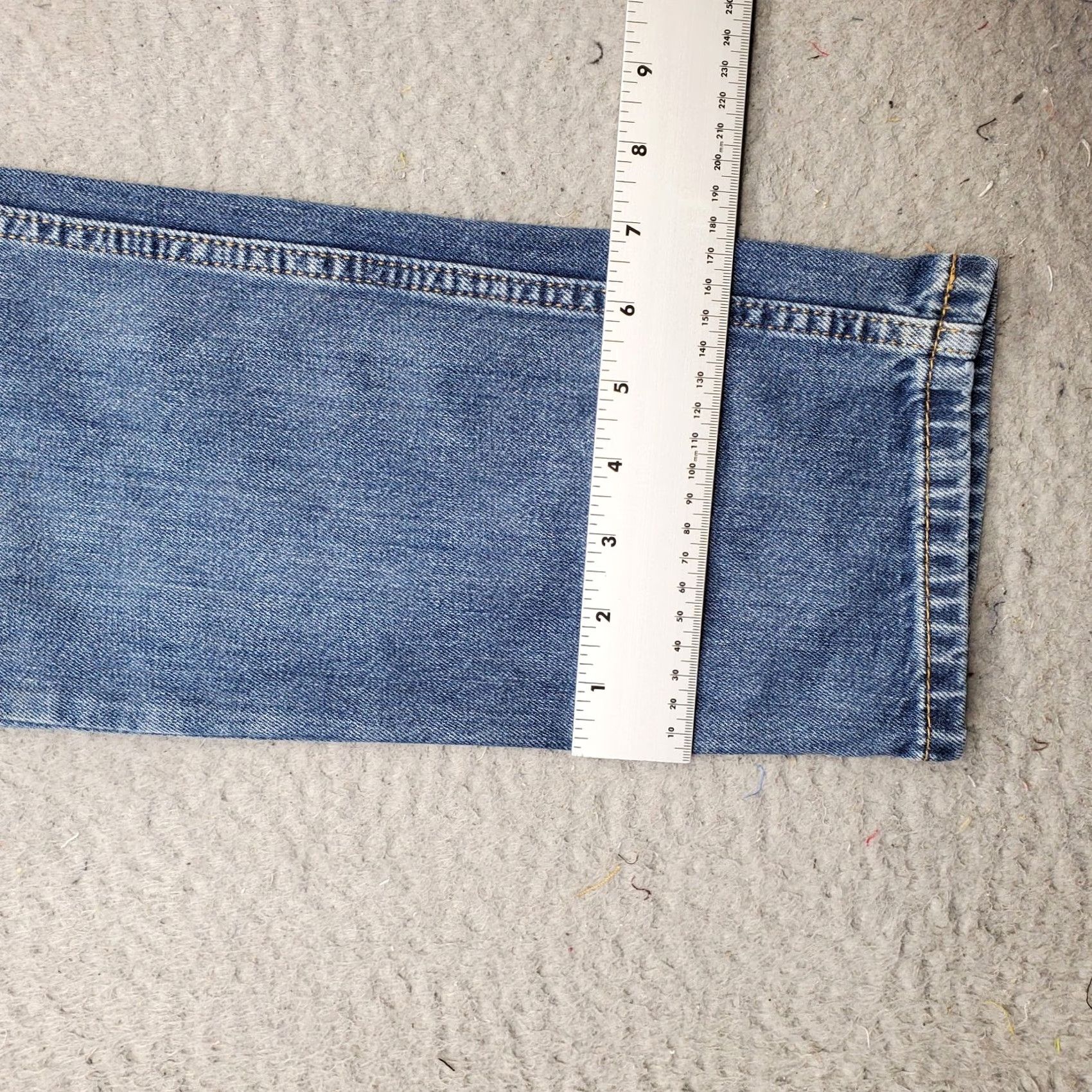 Levi's Levi's 511 Jeans Mens Size 32 Regular Blue Denim Straight 5-Pocket Red Tab Vintage? No Size US 32 / EU 48 - 5 Thumbnail