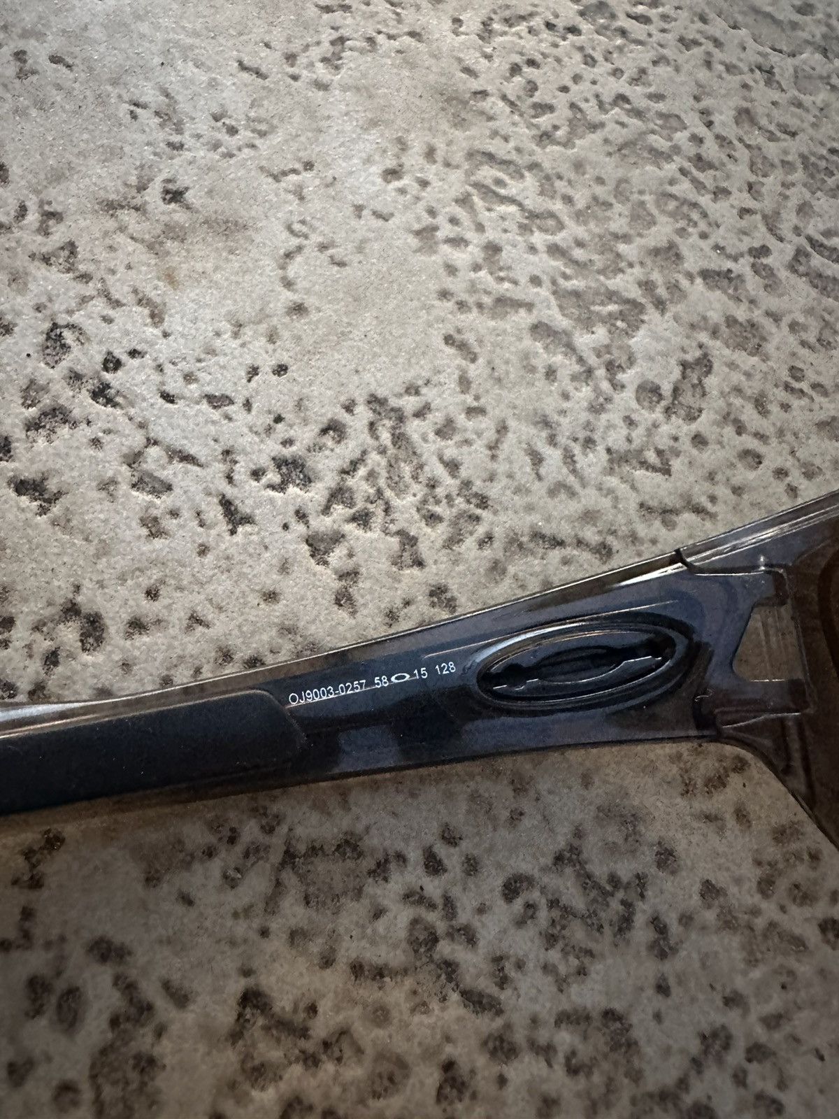 Oakley Oakley Sunglasses OJ9003-0257 Size ONE SIZE - 4 Thumbnail