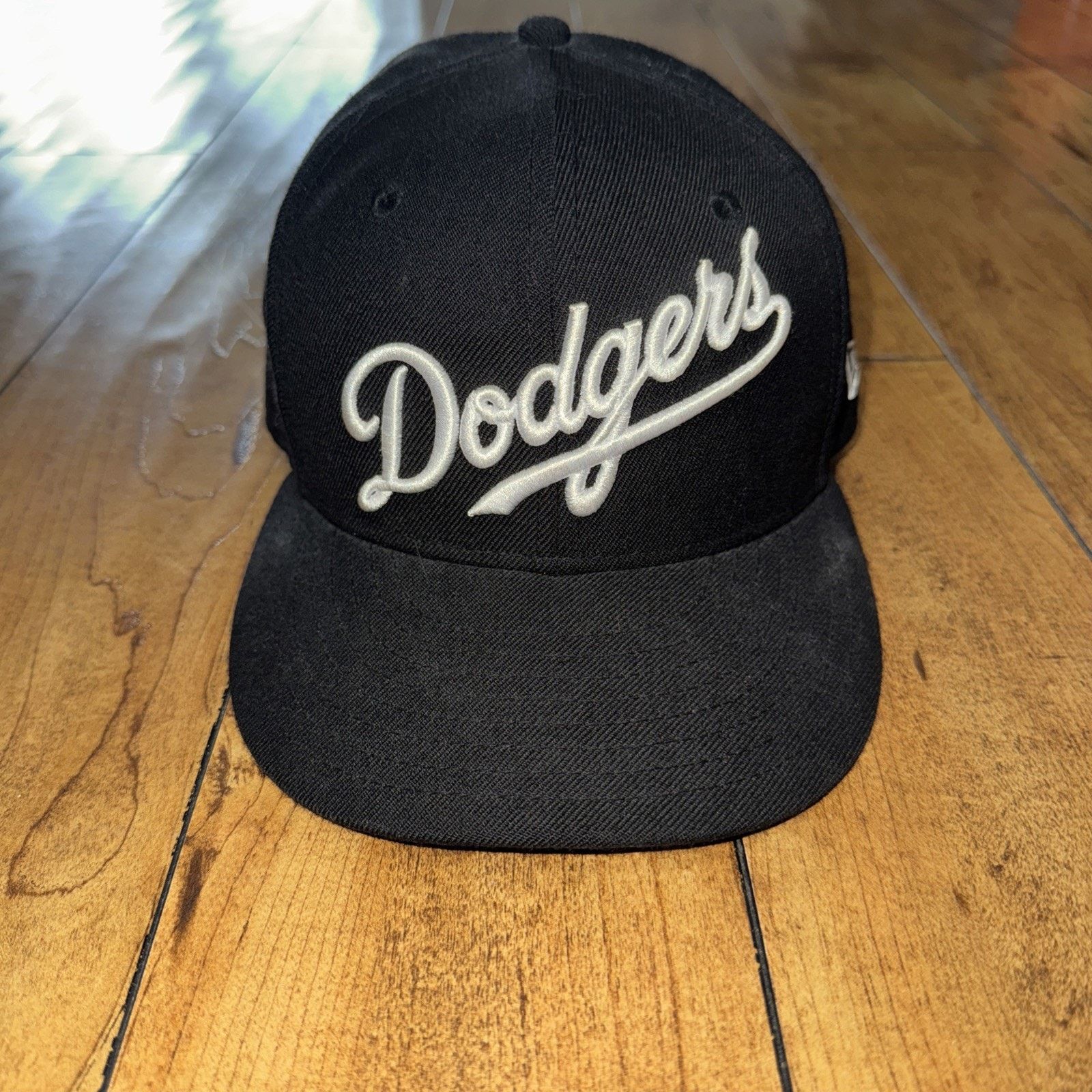 MLB × New Era Los Angeles Dodgers New Era Fitted Hat 7 1/4 Black Sellout Size ONE SIZE - 1 Thumbnail