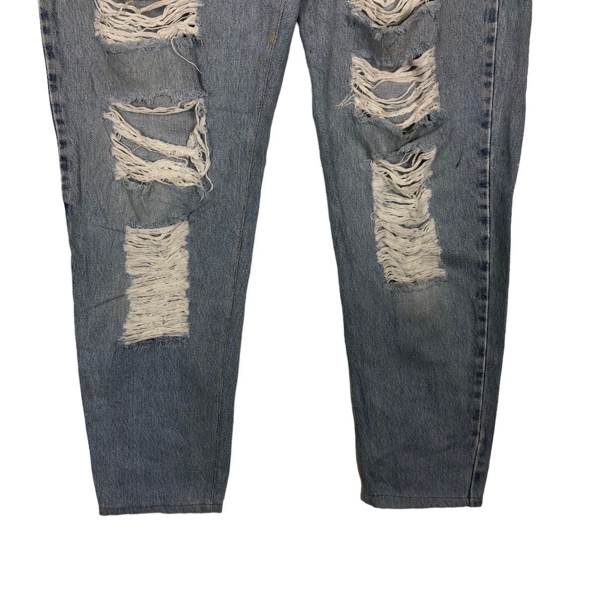 Levi's 🔥90’s True Vintage Distressed Denim Jeans Levi’s Size US 34 / EU 50 - 4 Thumbnail