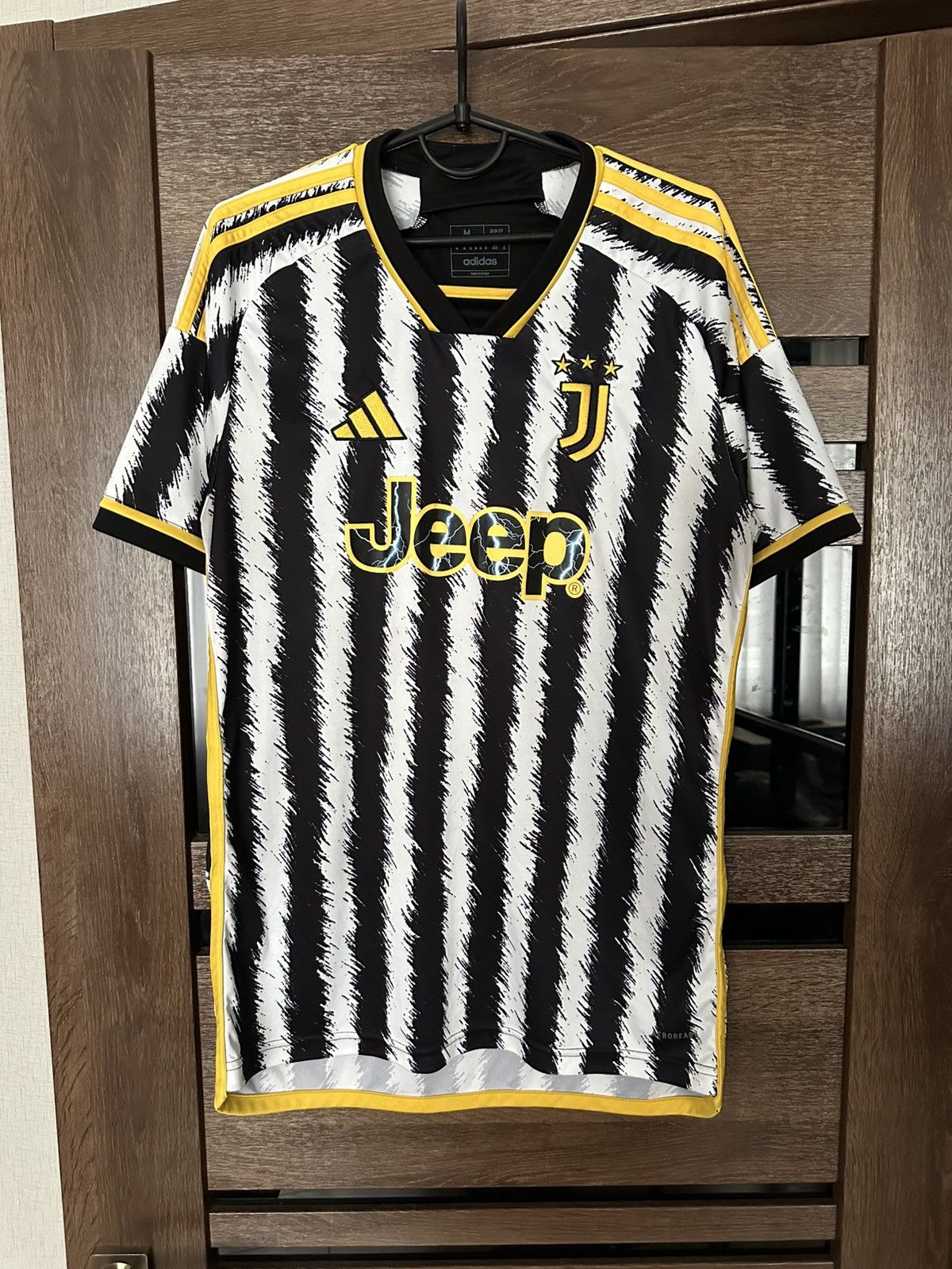 Adidas 2023/2024 Adidas Juventus Soccer Jersey T-Shirt Tee Size US M / EU 48-50 / 2 - 2 Thumbnail