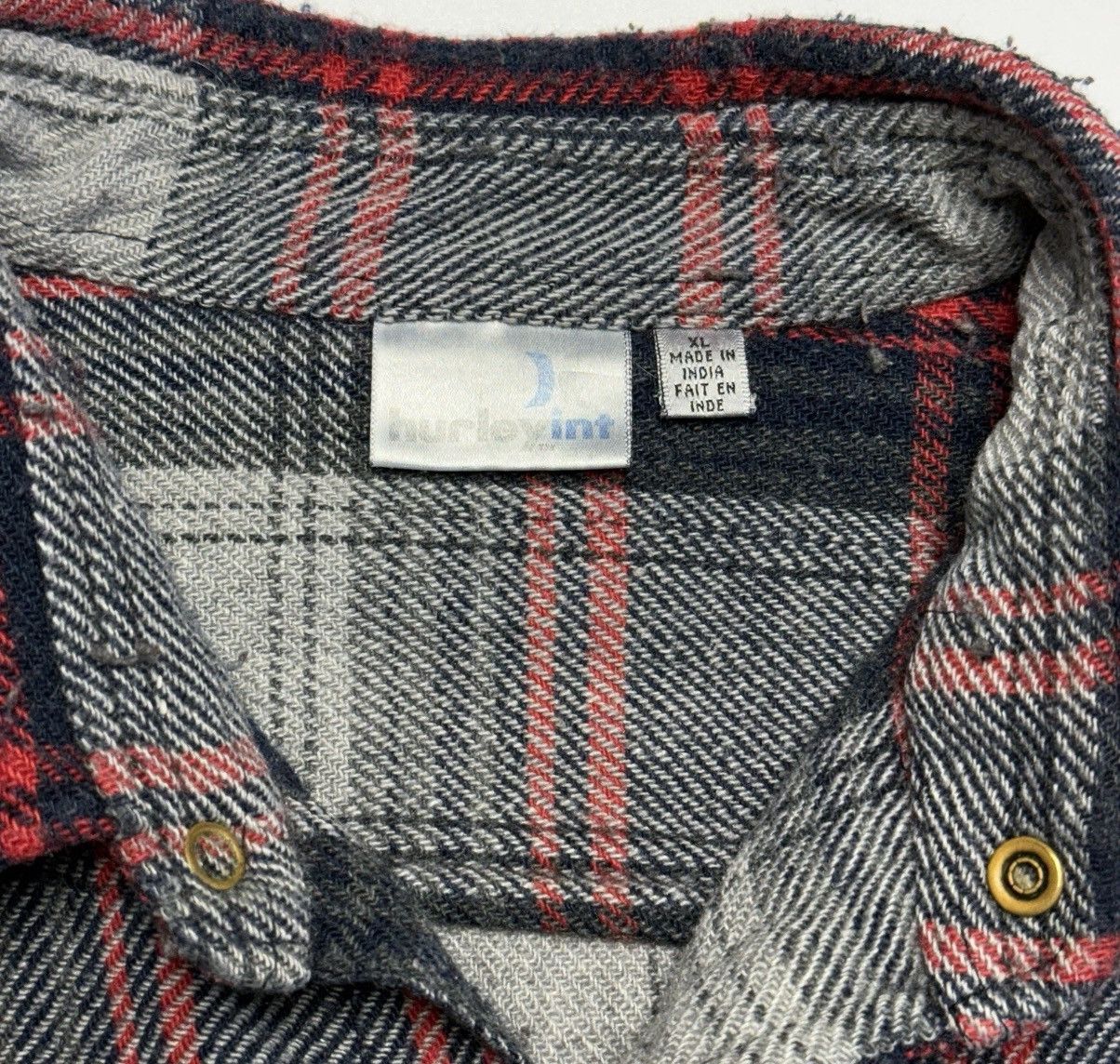 Hurley Vintage Hurley INT Flannel Long Sleeve Button-Up Shirt Size US XL / EU 56 / 4 - 16 Thumbnail