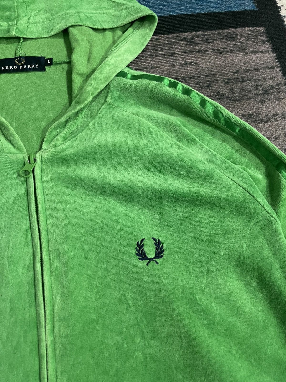 Fred Perry × Vintage Vintage Fred Perry Velvet Green Hoodie Jacket Size US L / EU 52-54 / 3 - 8 Thumbnail