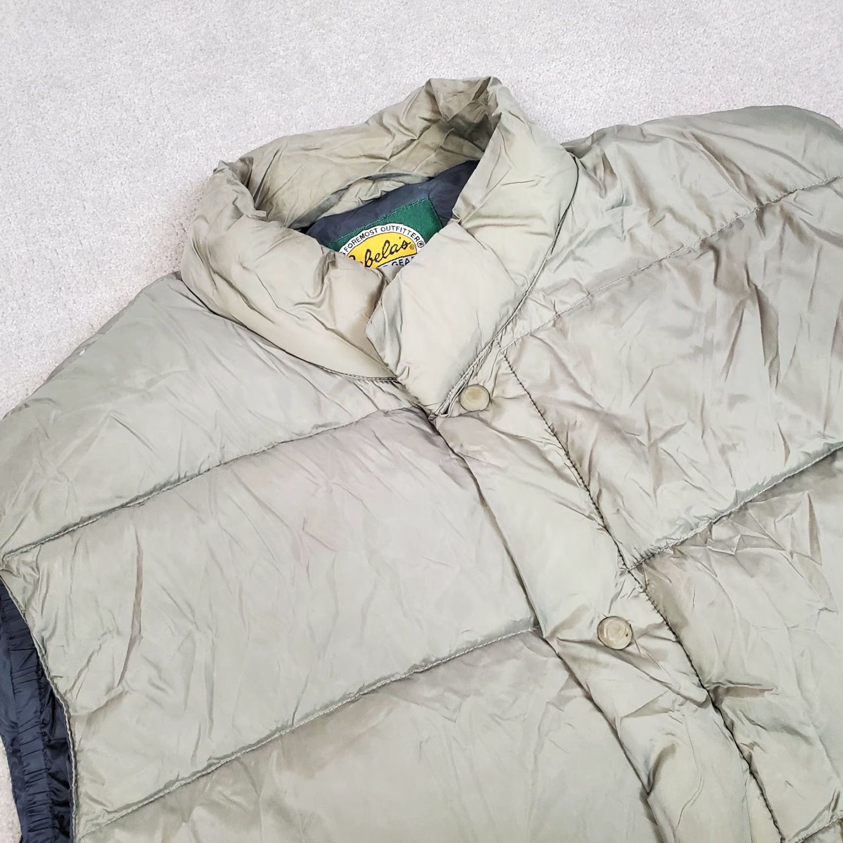 Vintage Cabela's Vest Mens XL Green Puffer Jacket Down Quilted Outdoor Logo Pockets Winter Spring Fall Casual Shirt? Size US XL / EU 56 / 4 - 2 Thumbnail