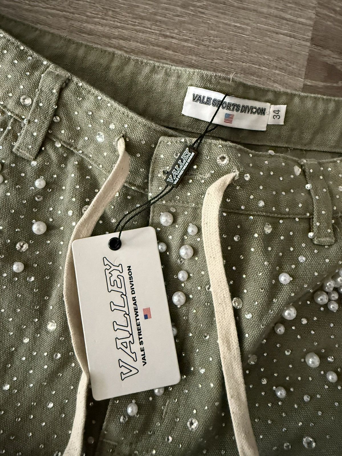 Vale Vale Rain Forest Jorts Sz 34 Size US 34 / EU 50 - 2 Thumbnail