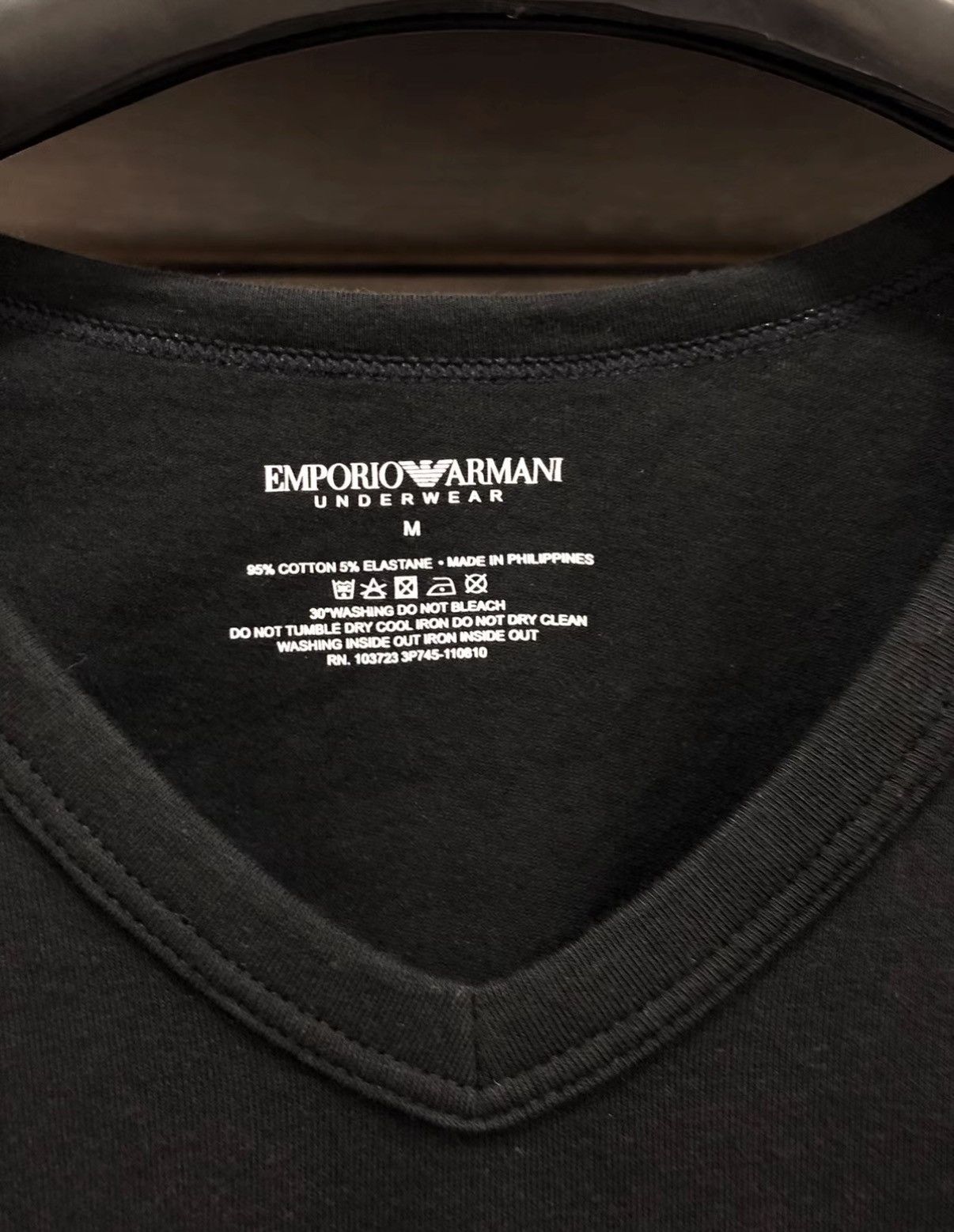 Emporio Armani EA Emporio Armani V-neck T-shirt J2 Size US M / EU 48-50 / 2 - 5 Thumbnail