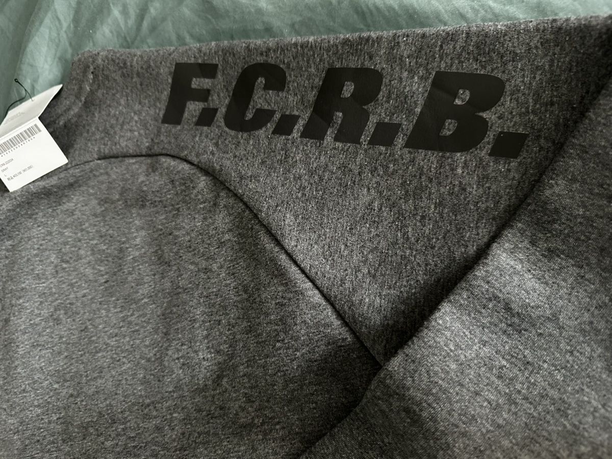 Sophnet. Sophnet F.C.Real Bristol Tech Sweat Crewneck Top Size US M / EU 48-50 / 2 - 7 Thumbnail
