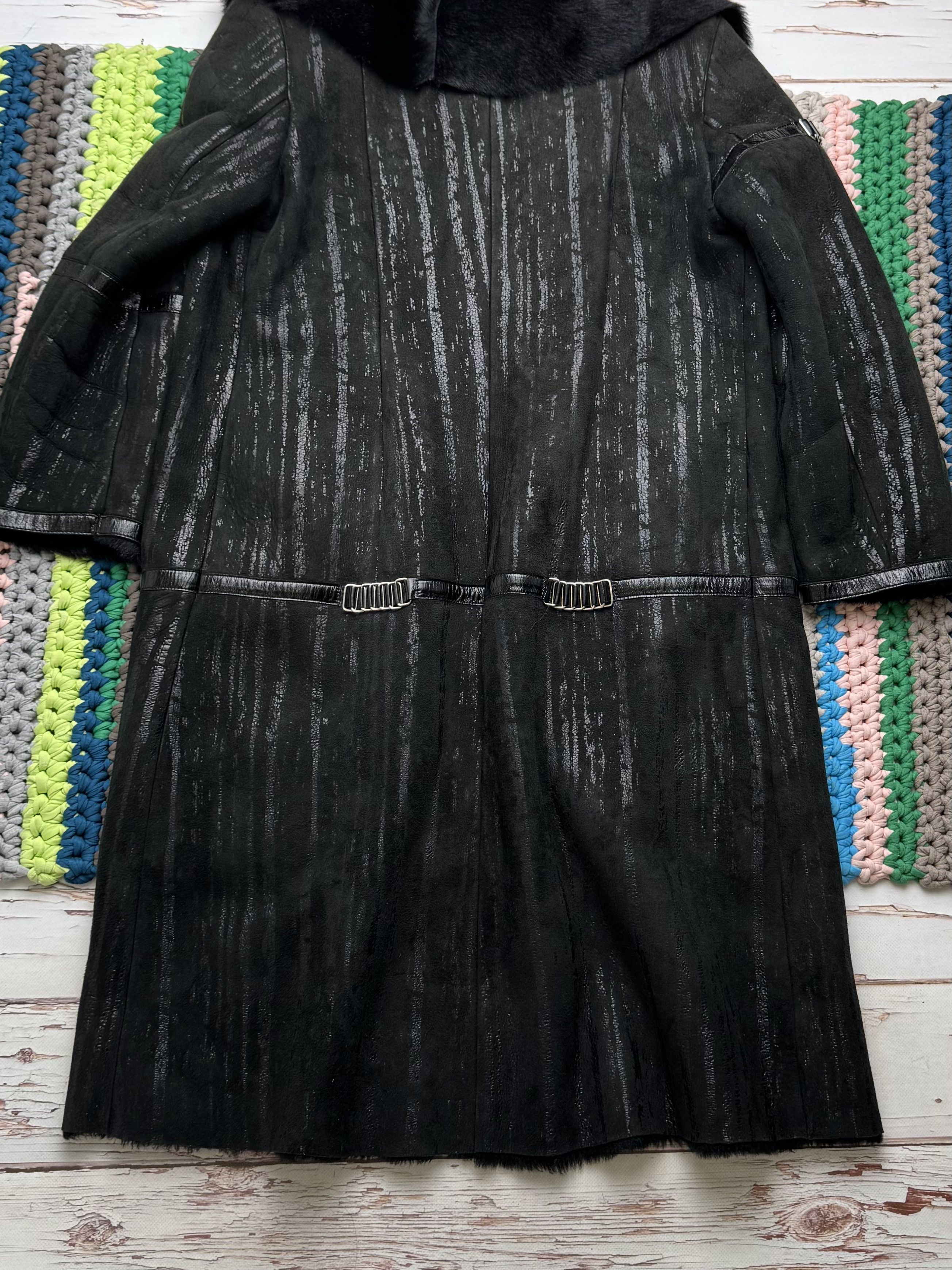 Japanese Brand Vintage Real Lambskin Coat With Real Fur Neck (D10)(D15)(V1) Size L / US 10 / IT 46 - 11 Thumbnail