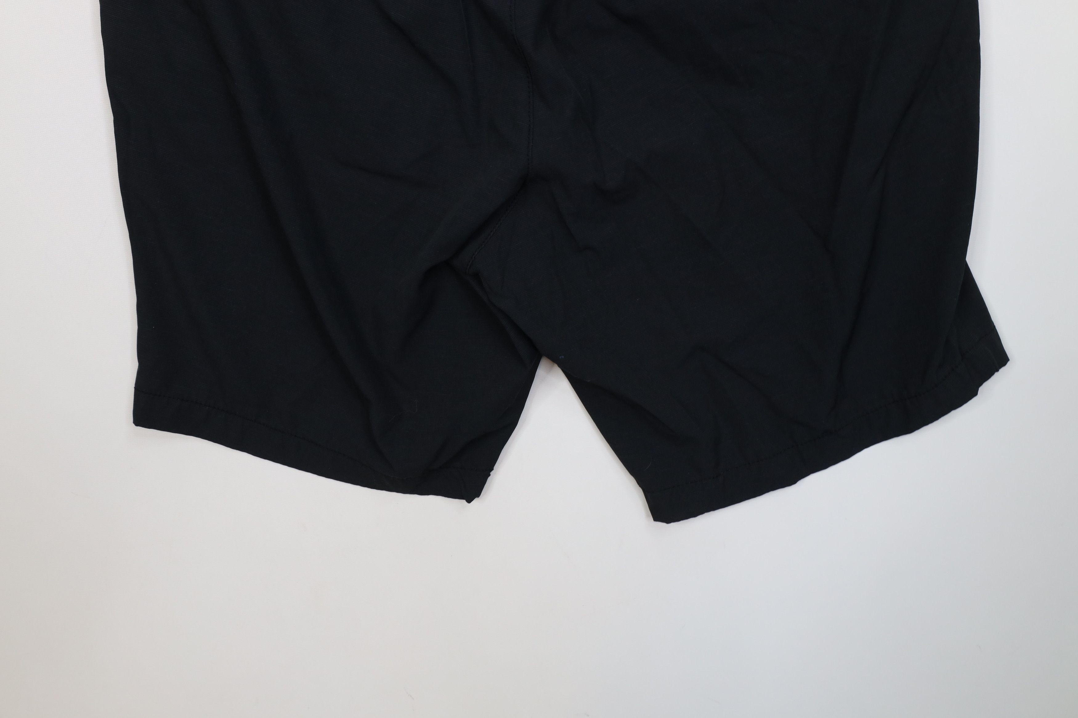 Banana Republic Banana Republic Stretch Above Knee Chino Golf Shorts Black Size US 36 / EU 52 - 11 Thumbnail