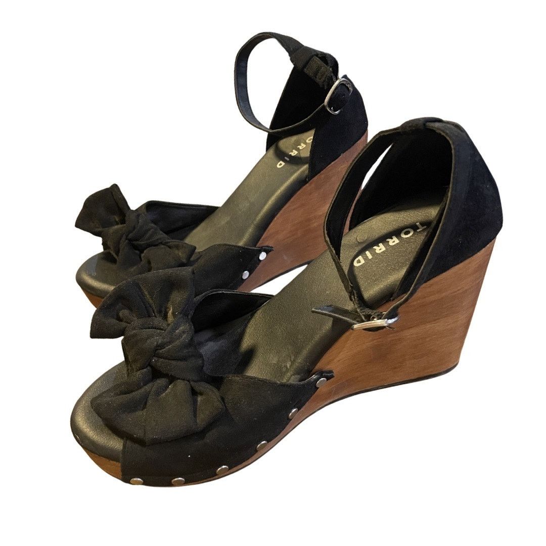Torrid Knotted Suede Platform Wedge Sandals Studded Wooden Heel 8.5 Size US 8.5 / IT 38.5 - 4 Thumbnail
