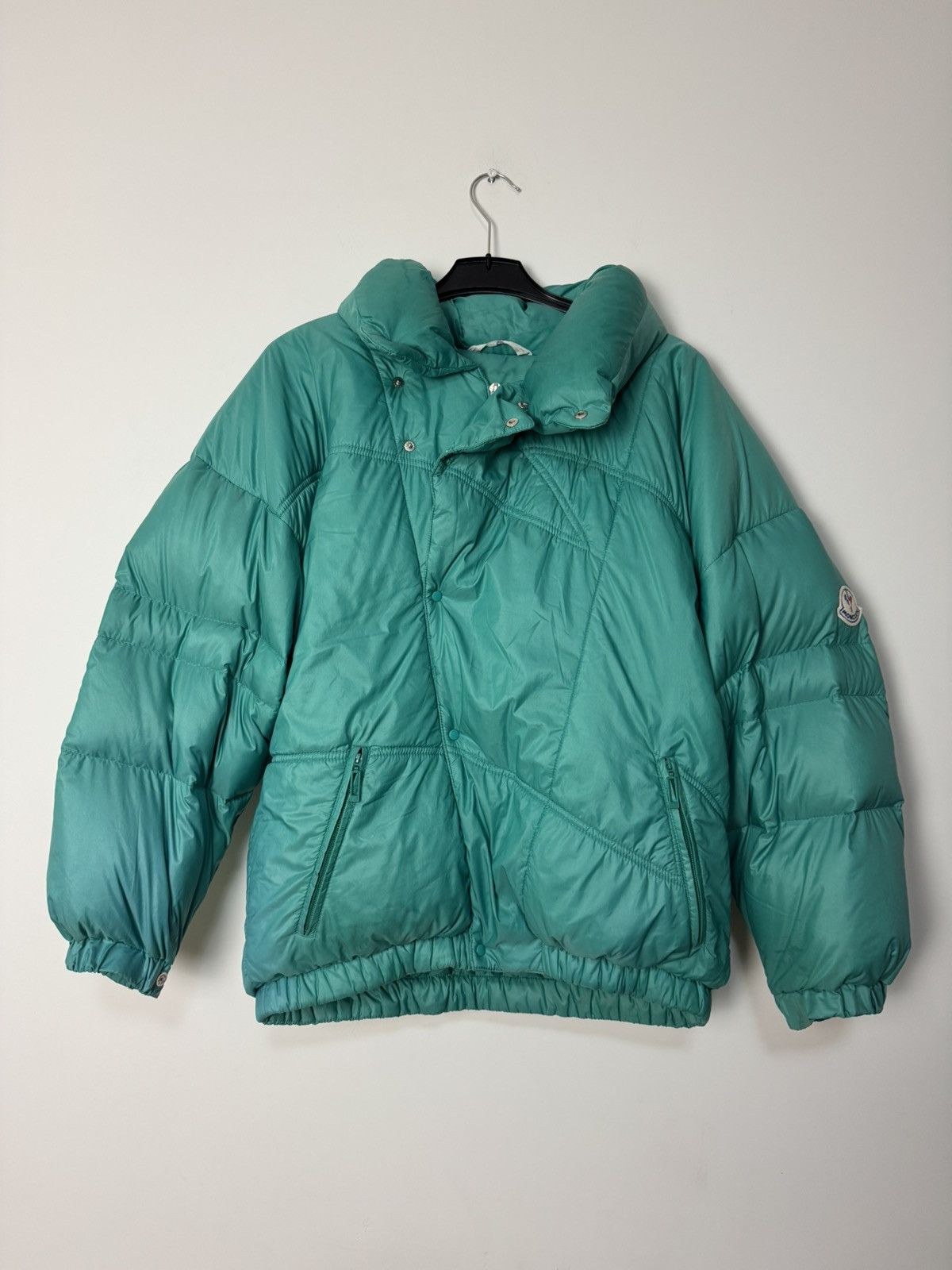 Moncler Vintage Rare 90s Moncler Puffer Jacket asymmetrical button Size US M / EU 48-50 / 2 - 1 Thumbnail
