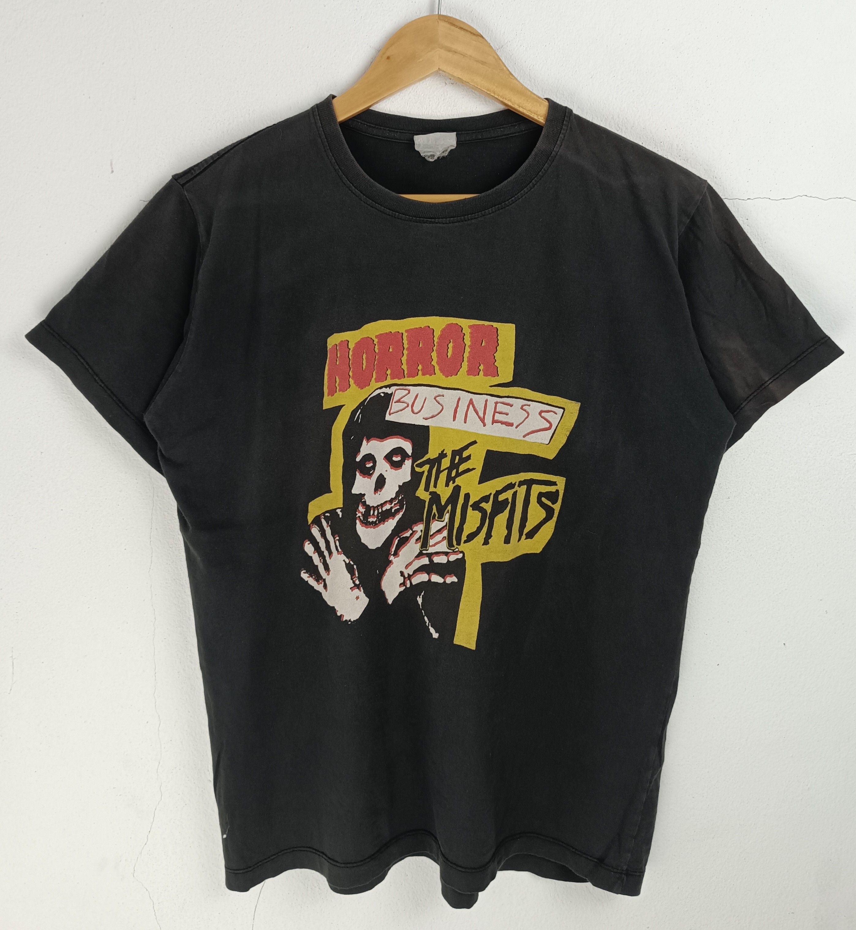 Band Tees THRASHED FADED VINTAGE THE MISFITS HORROR BUSINESS DANZIG Ts Size US M / EU 48-50 / 2 - 3 Thumbnail