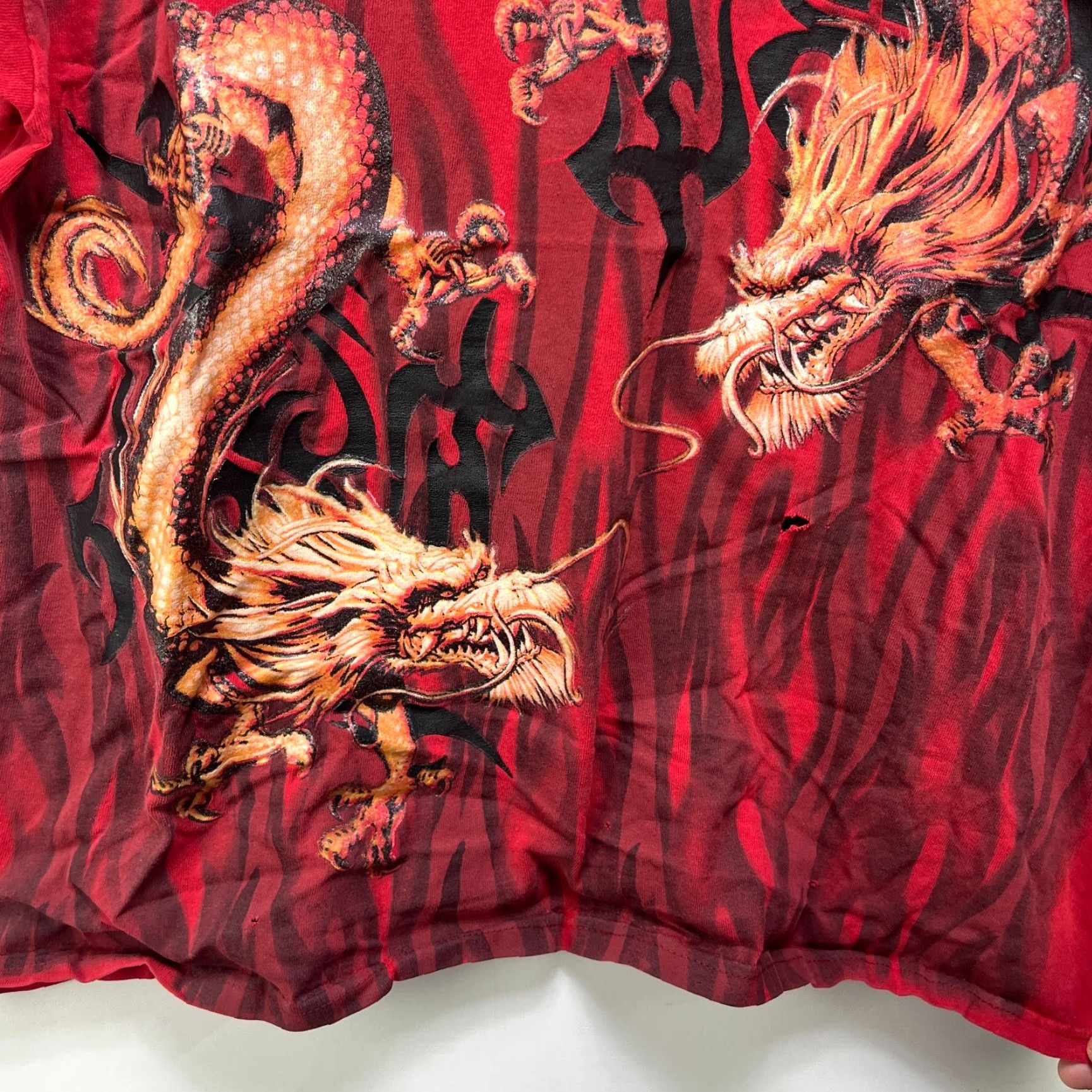Vintage VINTAGE Dragon Flames Y2K JNCO Style T Shirt XL Shirt Men Red XL Dragon Flames Y2K JNCO Style T Shirt Vintage Mens XL Red Size US XL / EU 56 / 4 - 3 Thumbnail