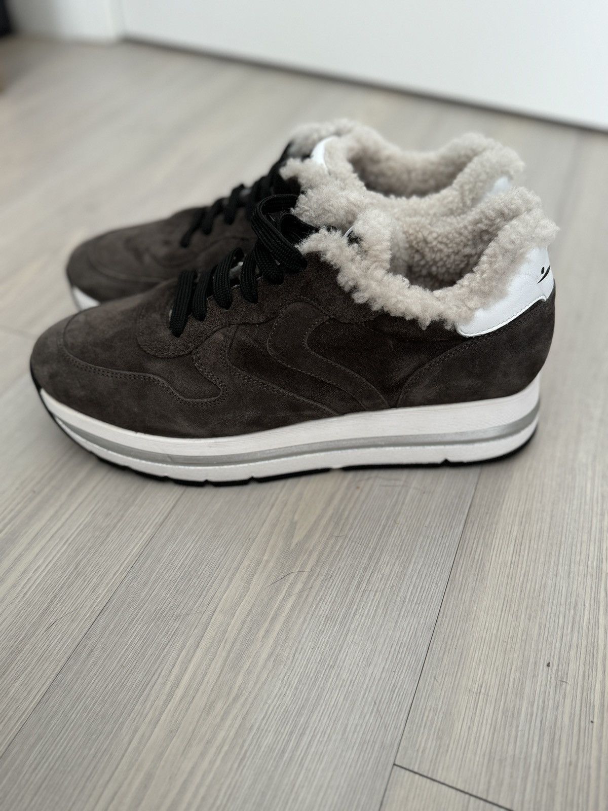 Other Voile Blanche Maran Genuine Shearling & Suede Sneaker Size US 12 / IT 42 - 6 Thumbnail