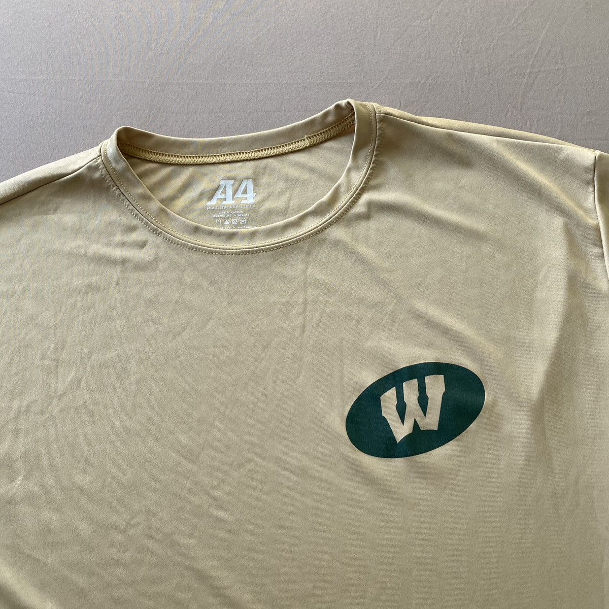 Other University of Wisconsin Athletic Varsity Tee Size US L / EU 52-54 / 3 - 4 Thumbnail