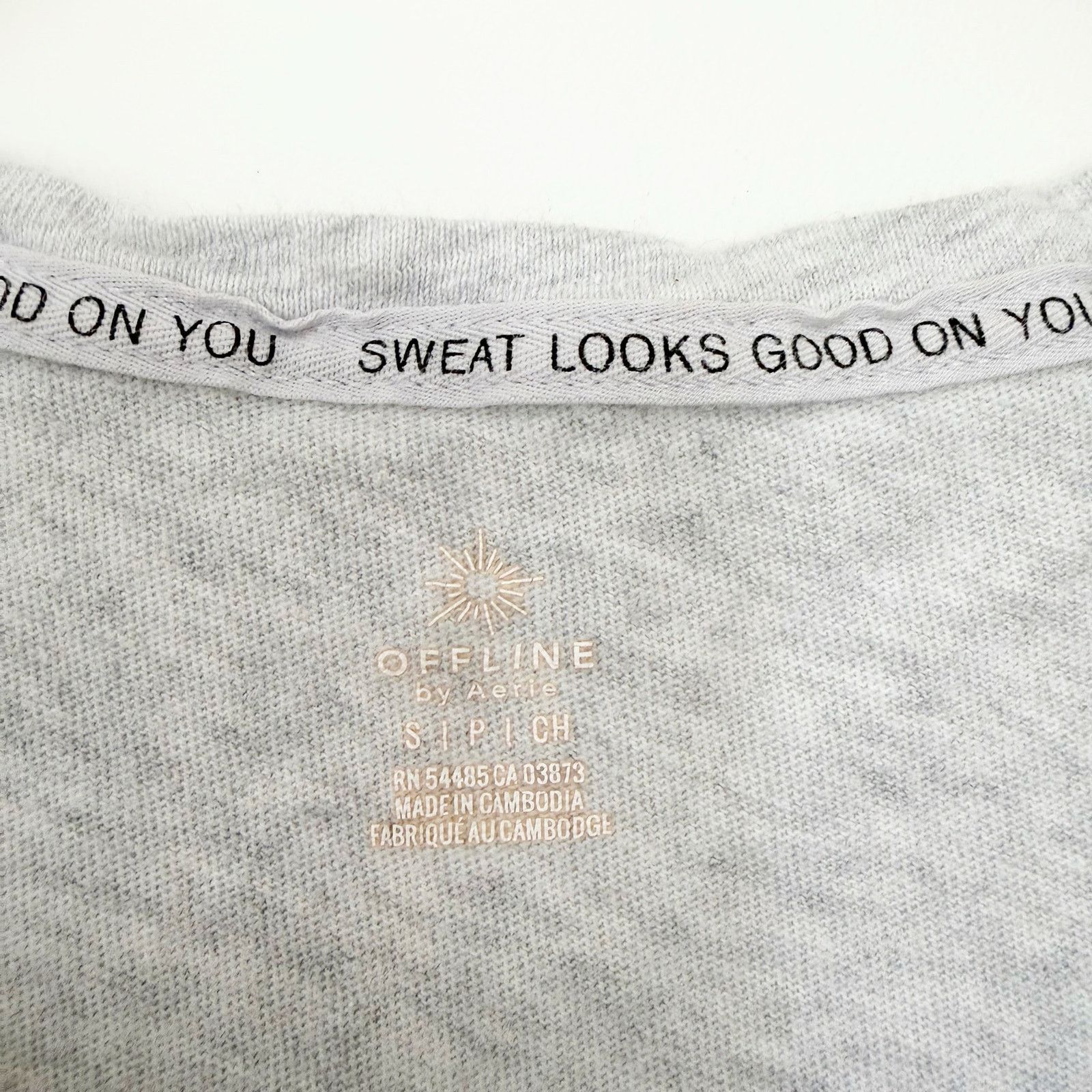 Other Aerie Offline Lot of 2 Gray Muscle Tank Tops Sz S Size S / US 4 / IT 40 - 3 Thumbnail