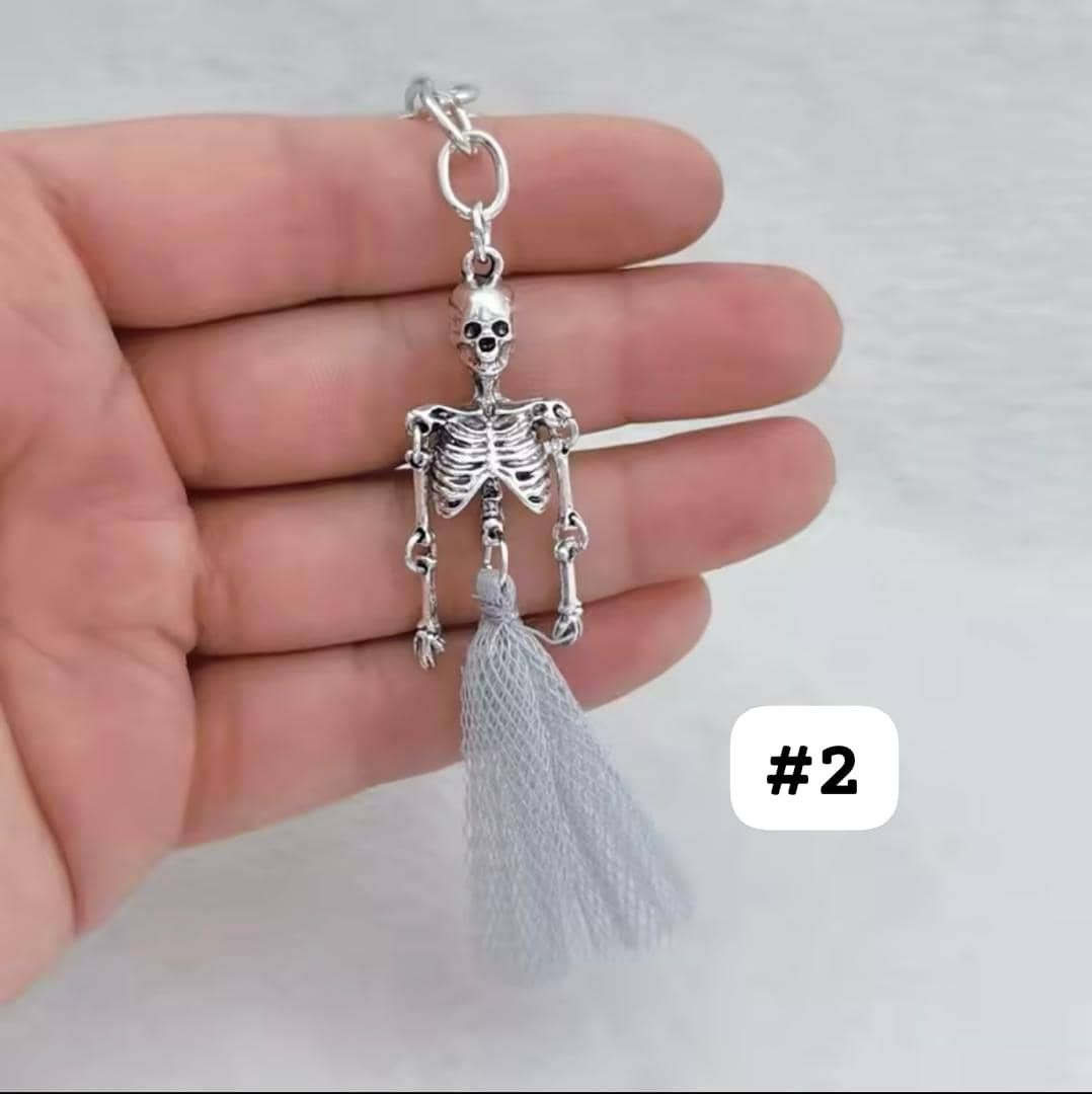 Designer Metal alloy skull pendant keychain Size ONE SIZE - 2 Thumbnail