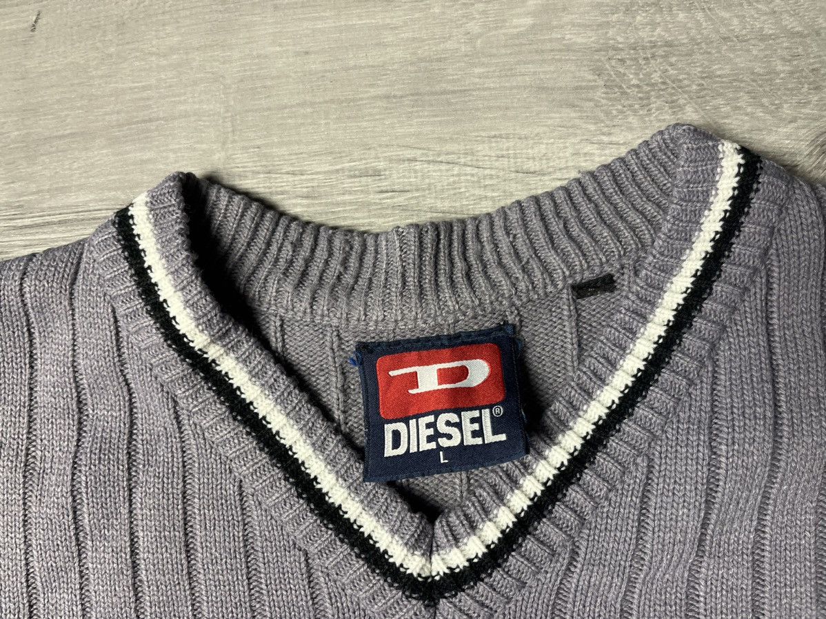 Diesel Vintage Diesel sweater v neck size Large Size US L / EU 52-54 / 3 - 4 Thumbnail