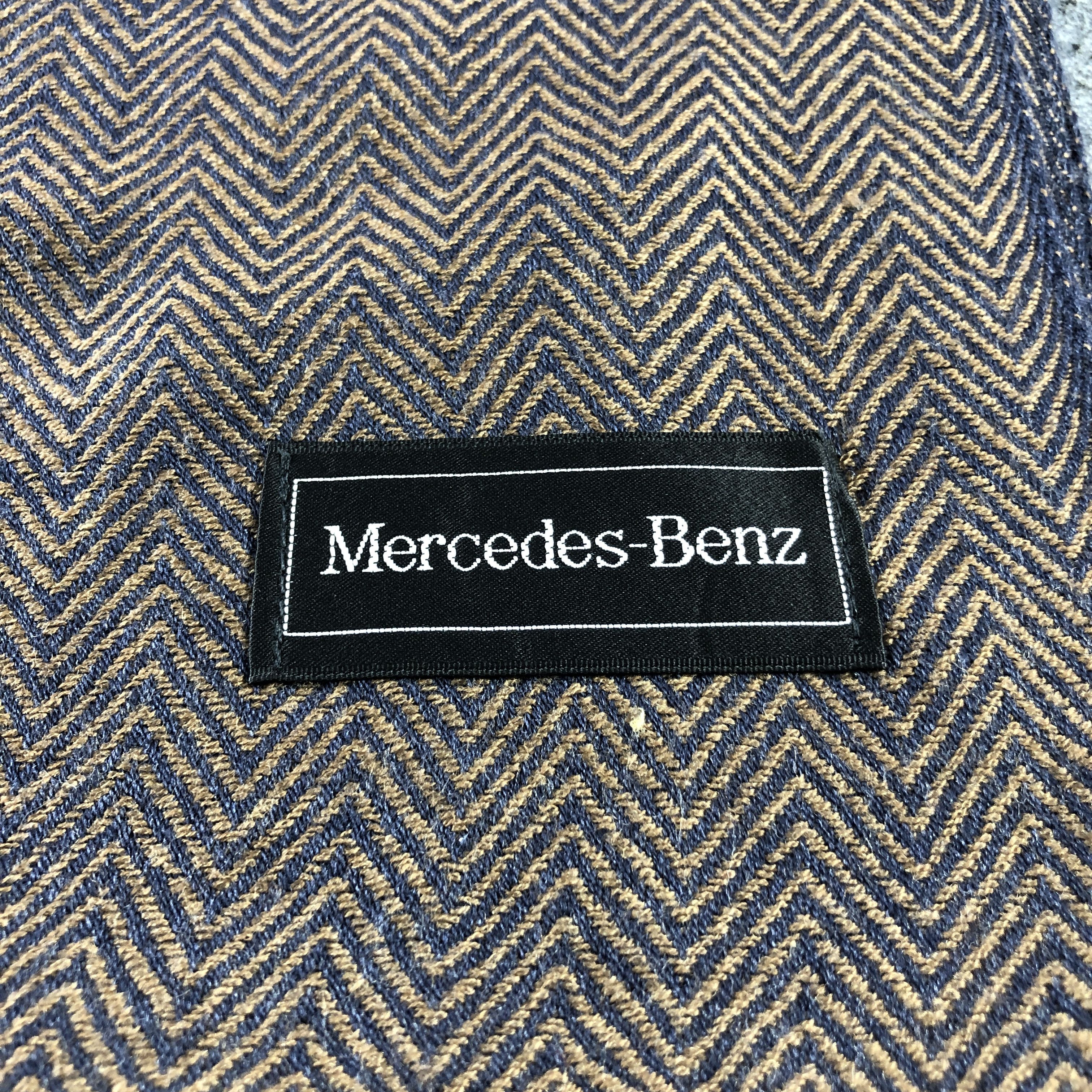Mercedes-Benz Mercedes-Benz Wool Scarf Muffler V2931 Size ONE SIZE - 4 Thumbnail