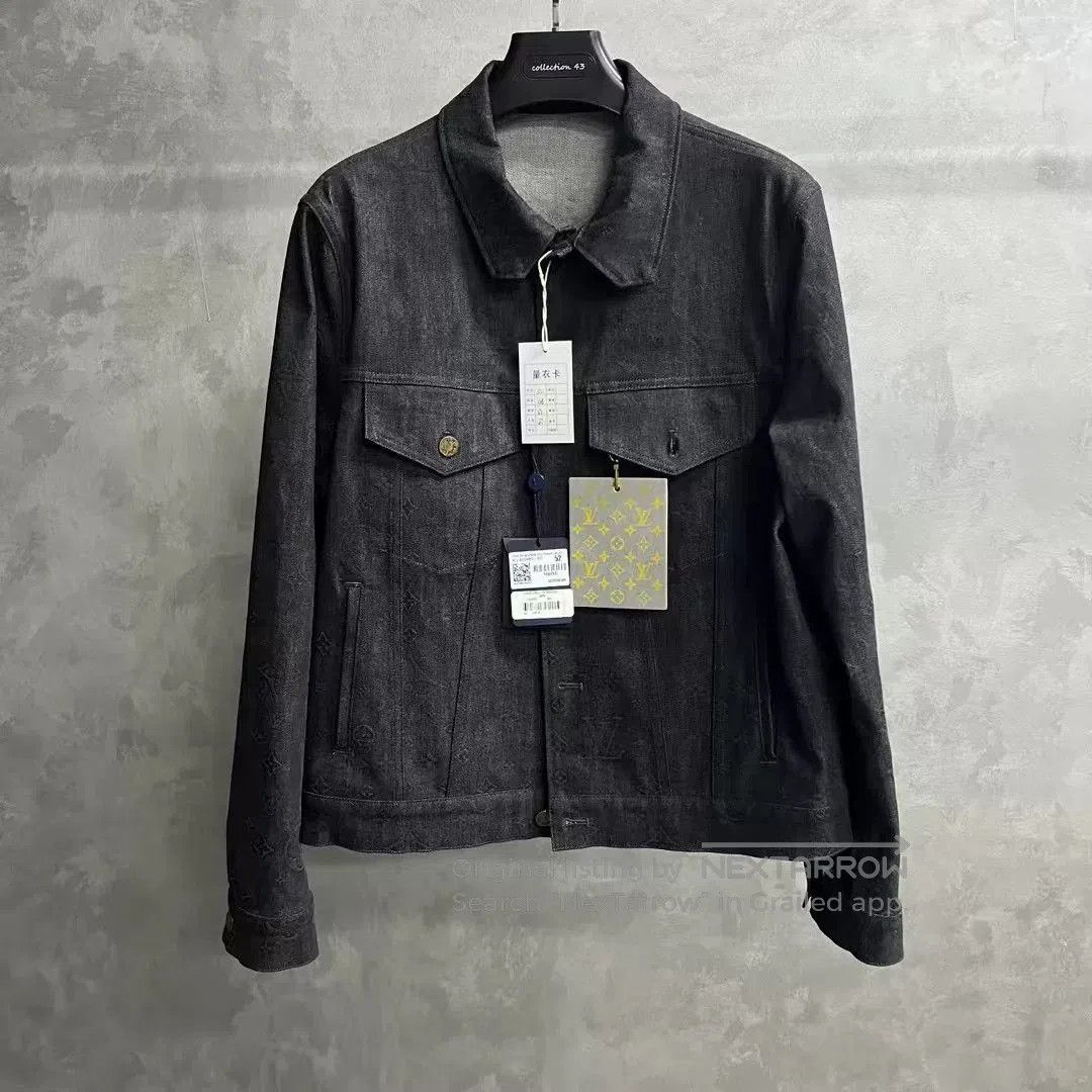 Louis Vuitton Louis Vuitton Black Printed Lapel Jacket. Size US L / EU 52-54 / 3 - 1 Thumbnail