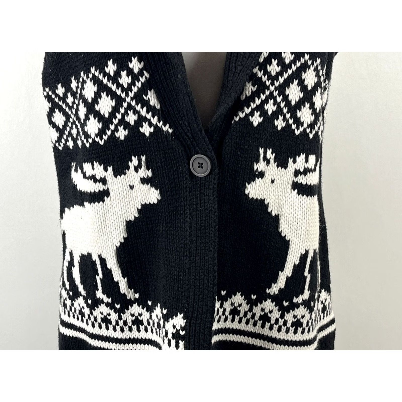 Coldwater Creek Coldwater Creek Sweater Vest Womens M Black White V-Neck Fair Isle Reindeer Knitted Cotton Blend Button Holiday Winter Scandinavian Vest Size M / US 6-8 / IT 42-44 - 6 Thumbnail