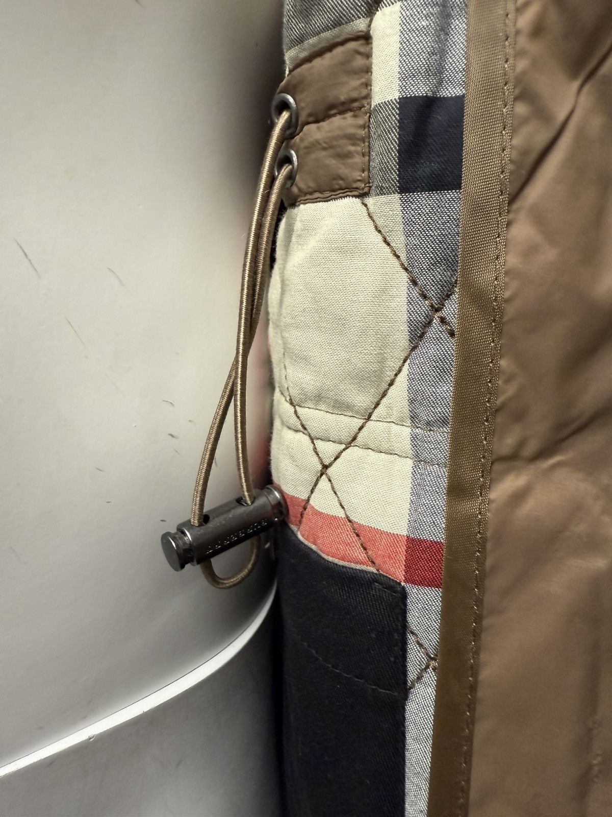 Burberry Burberry brit men’s mushroom Russell quilted jacket large Size US L / EU 52-54 / 3 - 11 Thumbnail